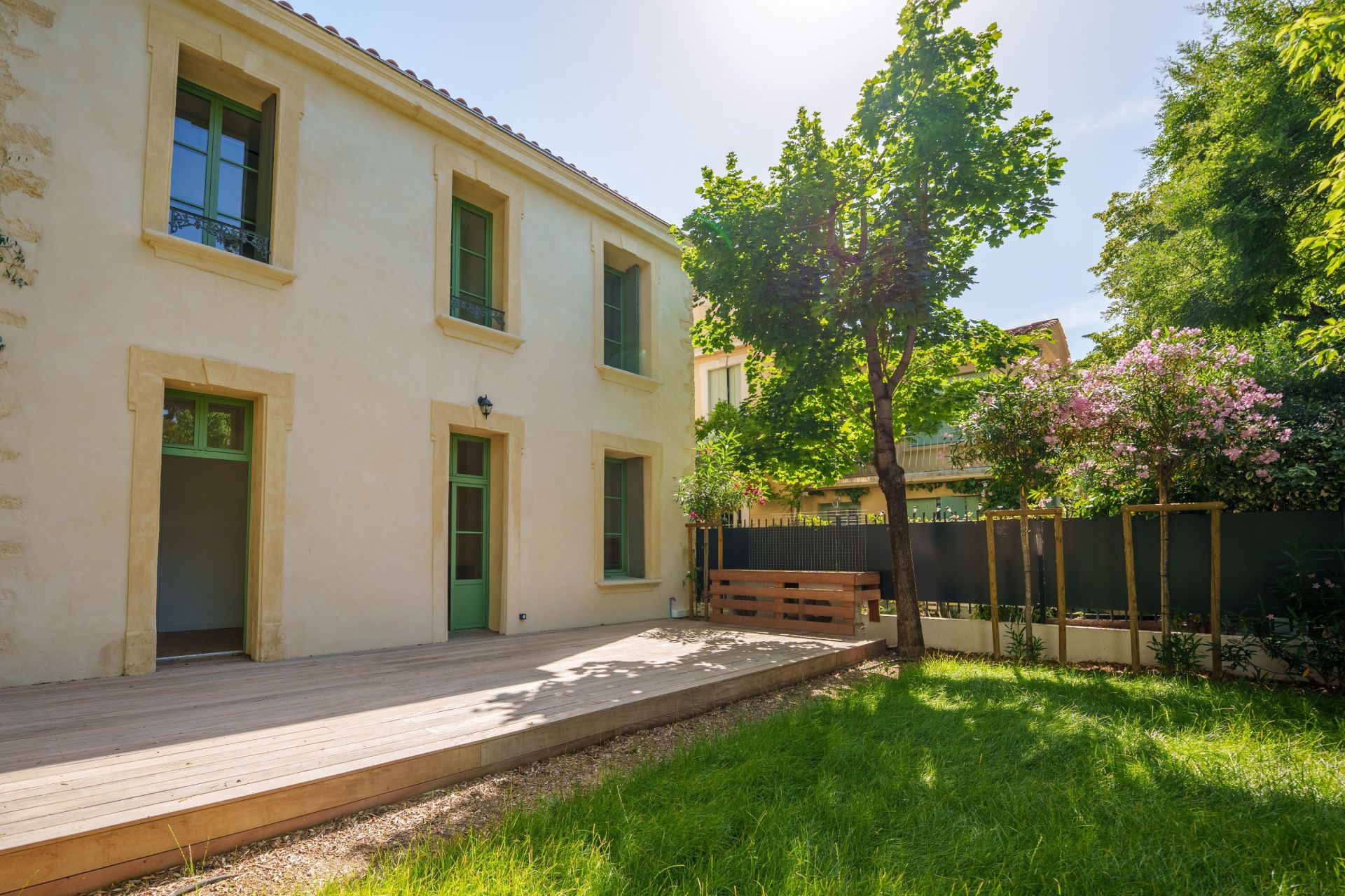 luxury house 6 Rooms for sale on MONTPELLIER (34090)