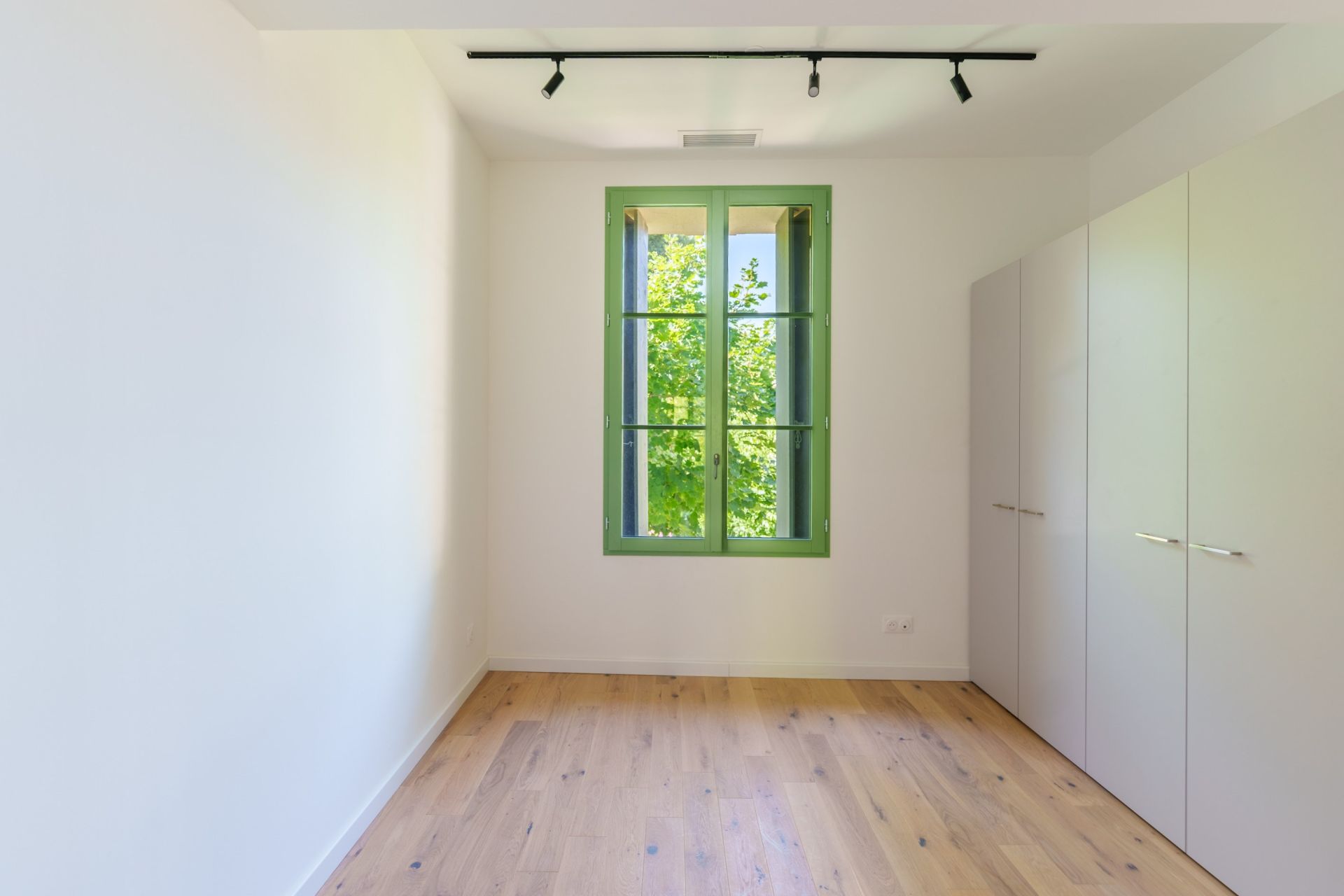 luxury house 6 Rooms for sale on MONTPELLIER (34090)