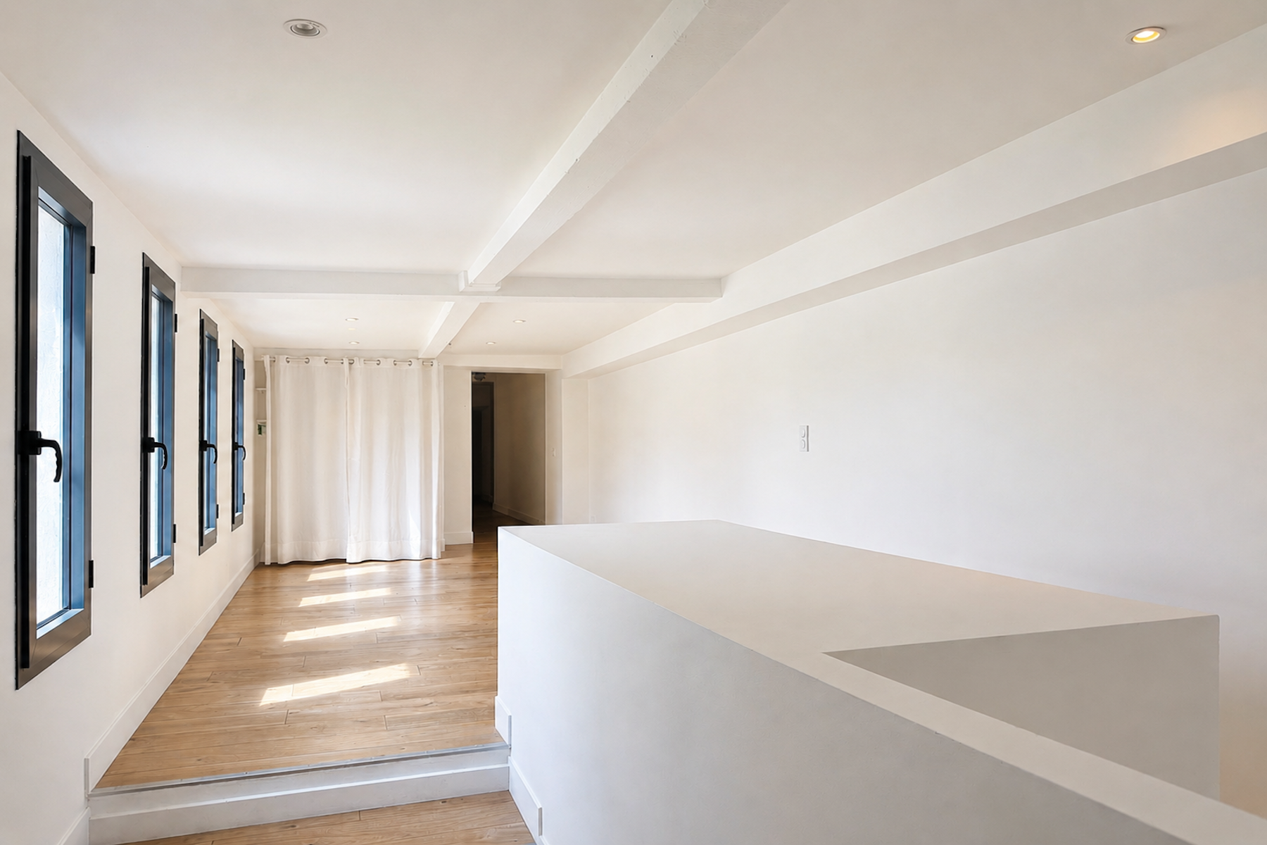 luxury house 7 Rooms for sale on NIMES (30000)