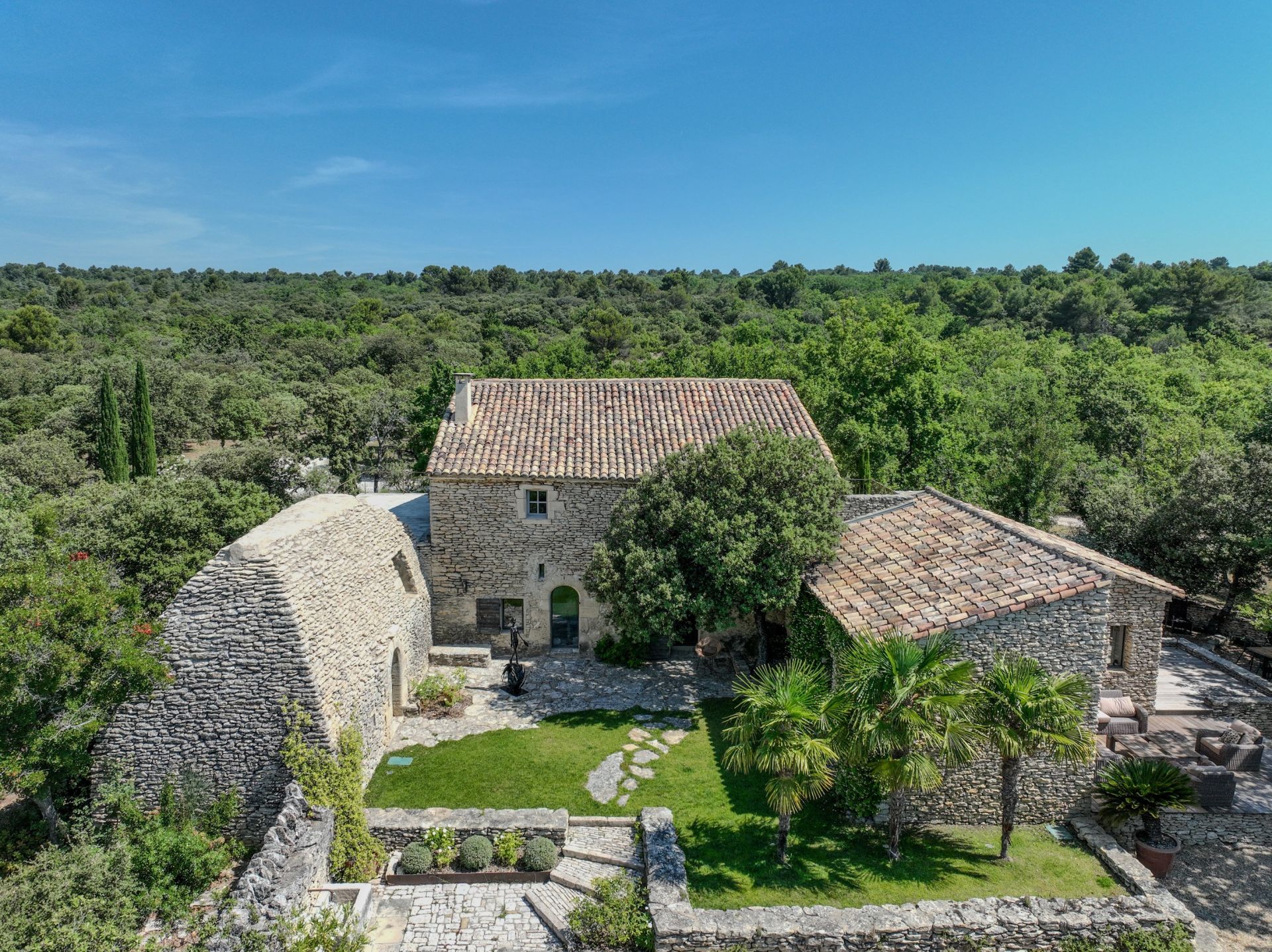 maison de luxe 7 Pièces en vente sur GORDES (84220)