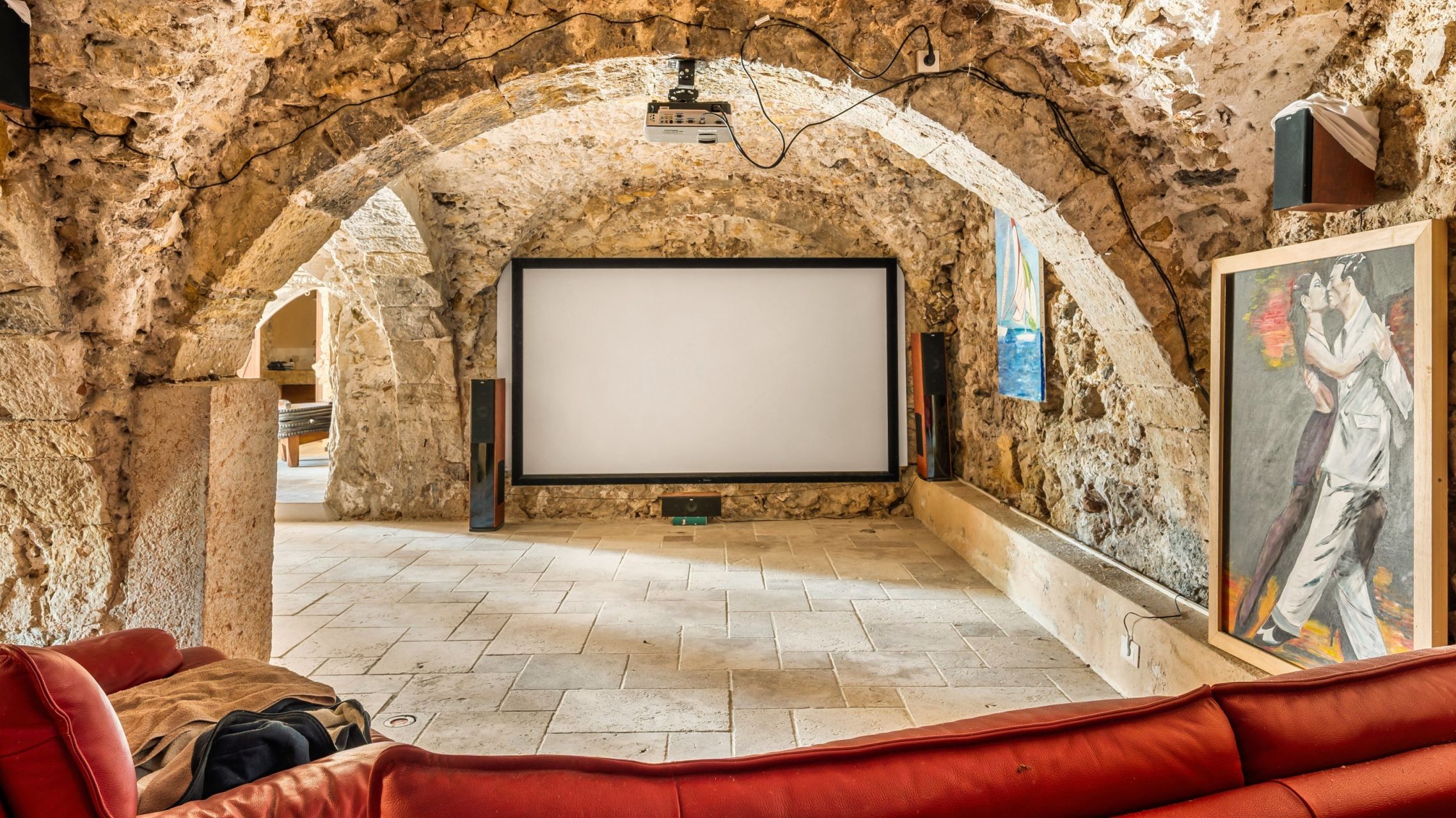 bastide 30 Rooms for sale on AMPUS (83111)