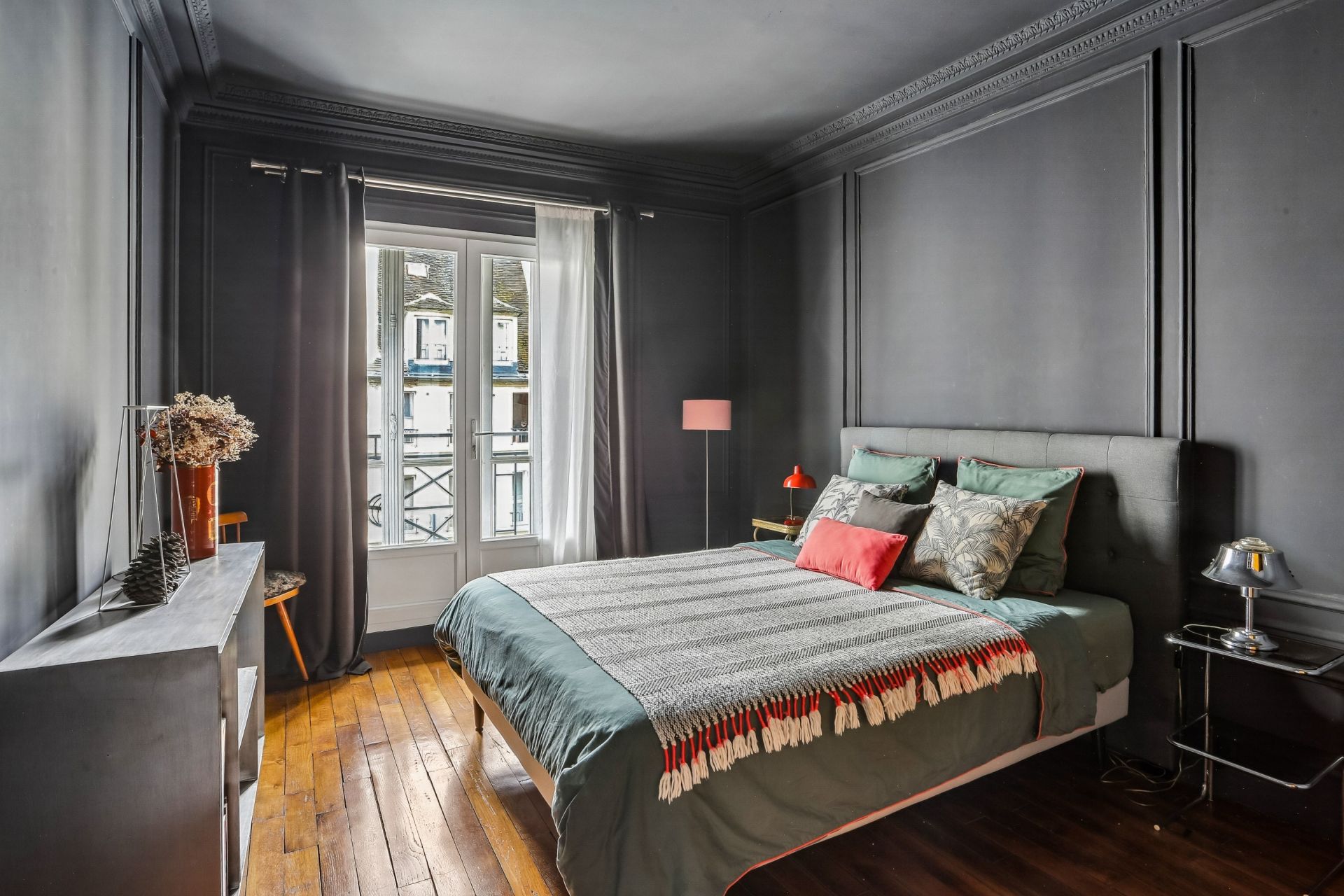 luxury apartment 4 Rooms for rent on PARIS (75010)
