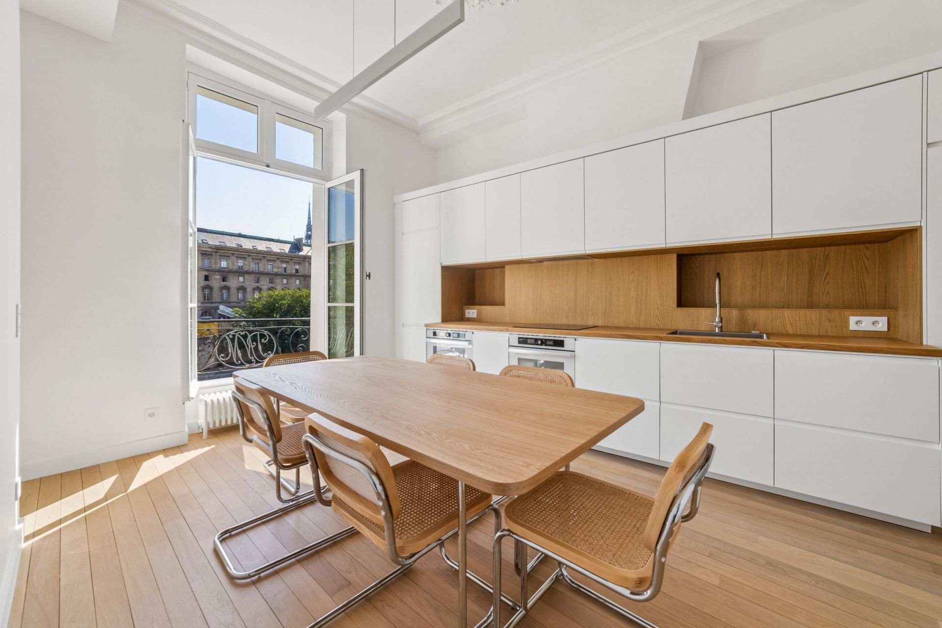 luxury apartment 3 Rooms for rent on PARIS (75006)