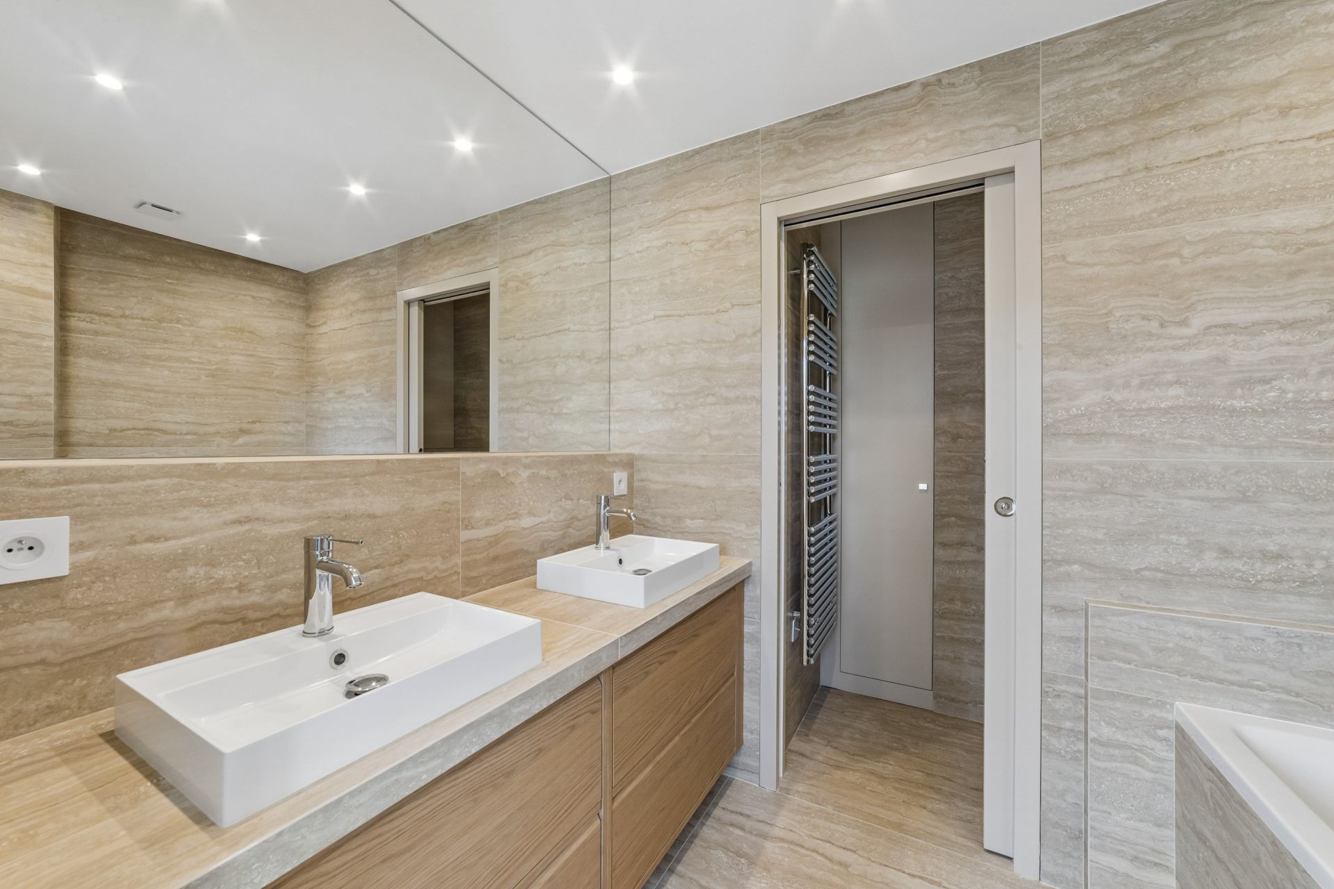 luxury apartment 3 Rooms for rent on PARIS (75006)