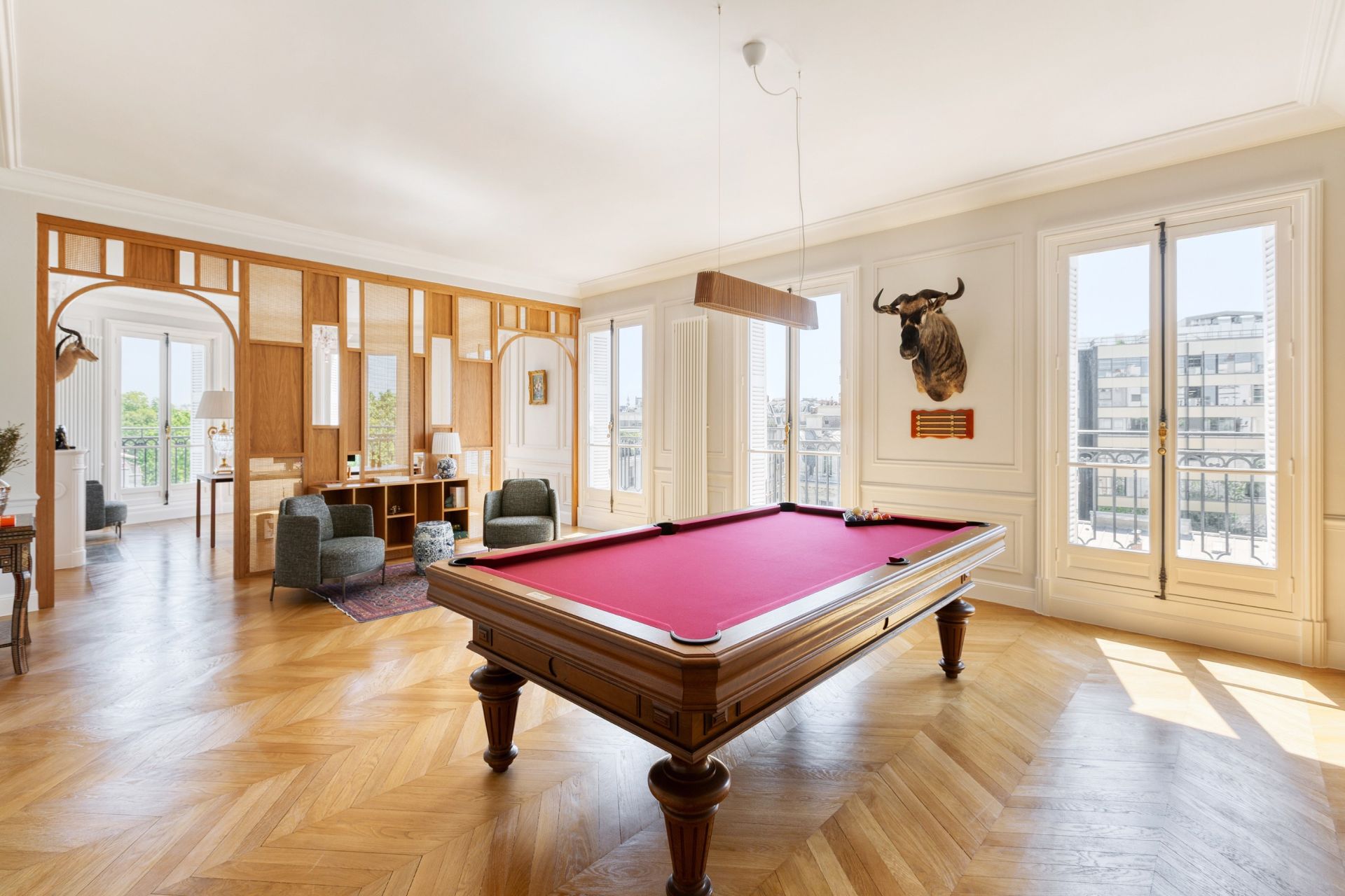 luxury apartment 10 Rooms for sale on PARIS (75008)