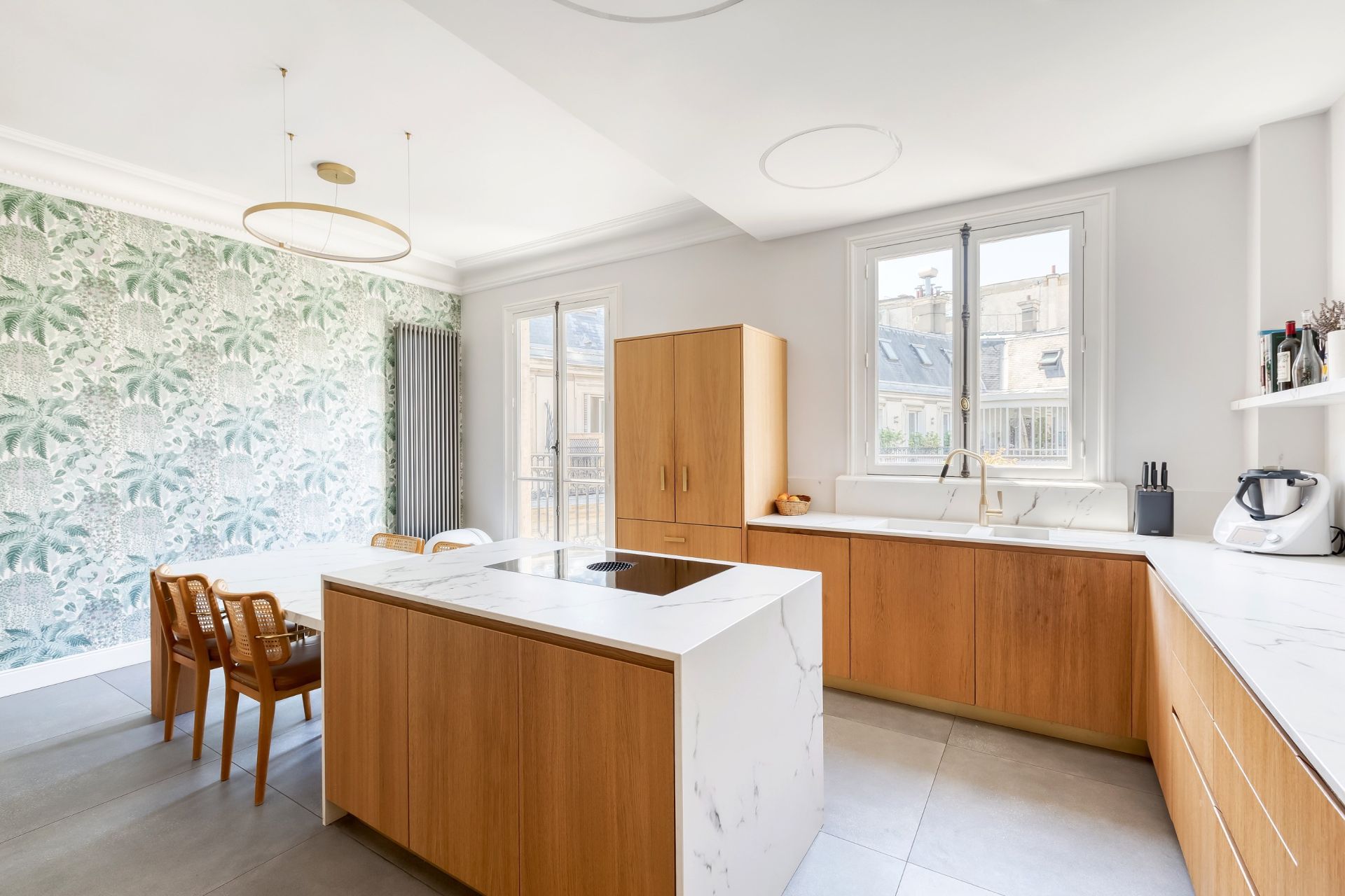 luxury apartment 10 Rooms for sale on PARIS (75008)