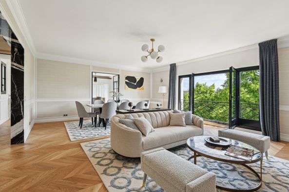 Sale Luxury apartment Paris 7 6&nbsp;Rooms 266&nbsp;m²