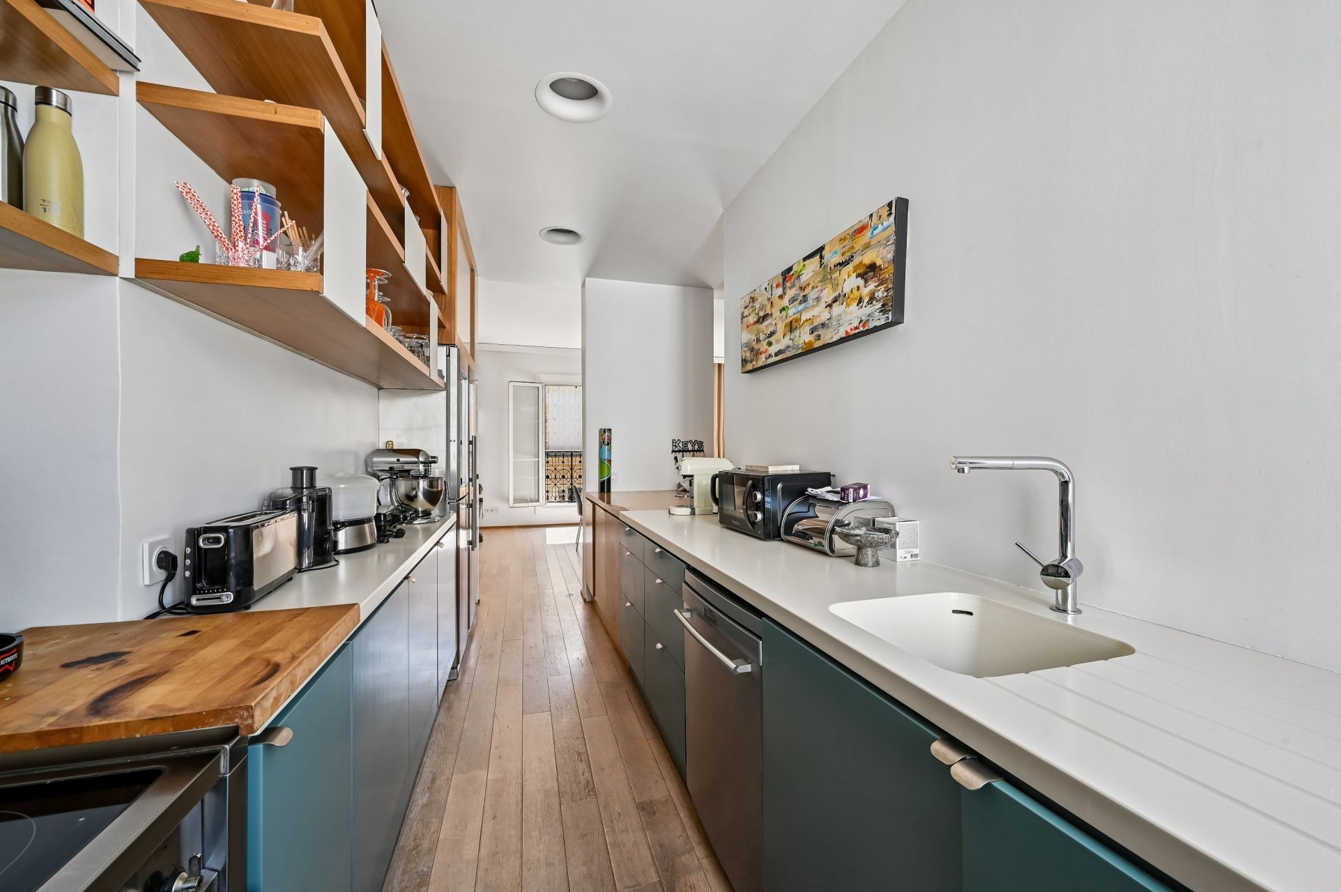 luxury apartment 7 Rooms for sale on PARIS (75016)