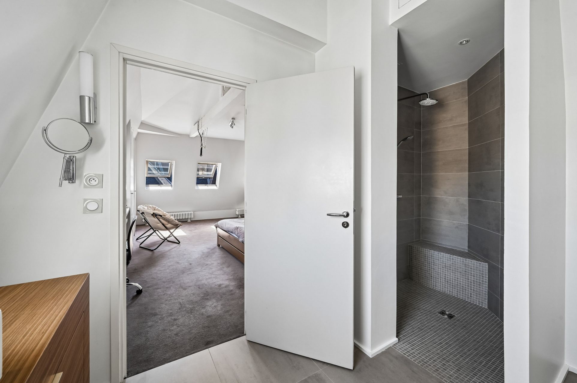 luxury apartment 7 Rooms for sale on PARIS (75016)