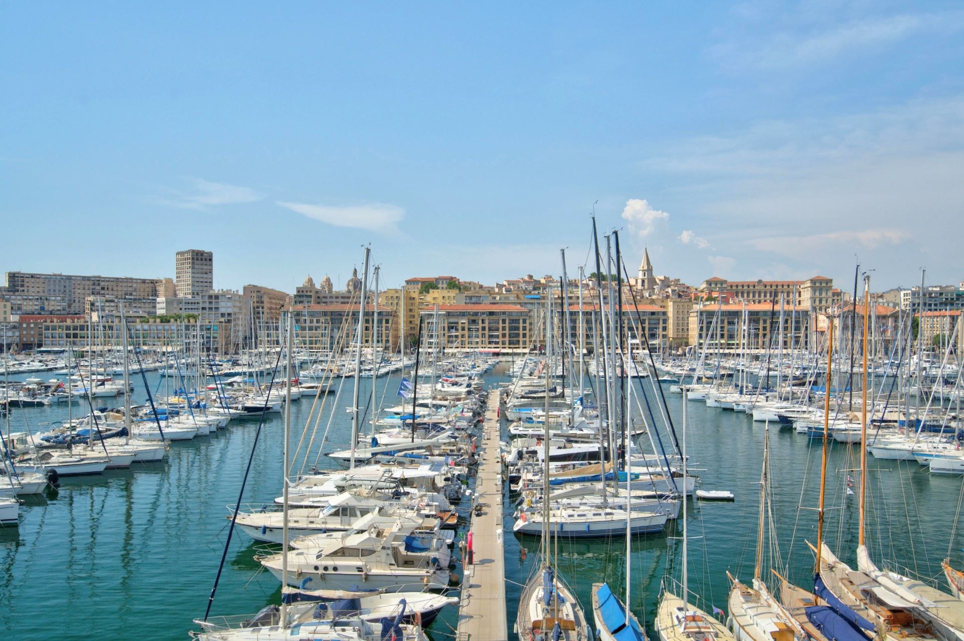 luxury apartment 5 Rooms for sale on MARSEILLE (13007)