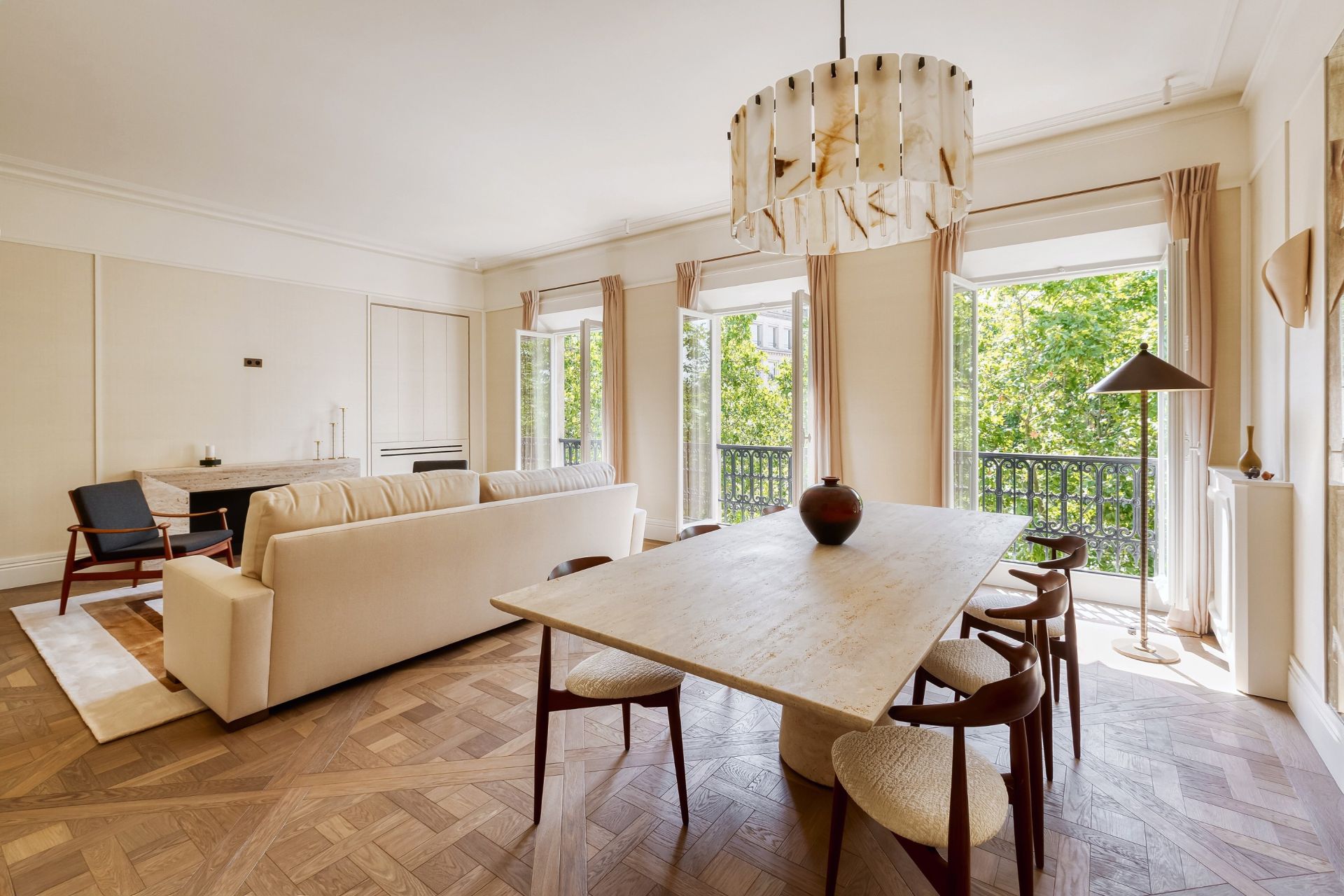 luxury apartment 3 Rooms for sale on PARIS (75008)