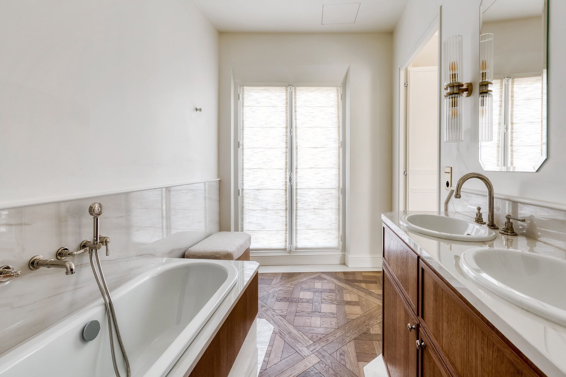 luxury apartment 3 Rooms for sale on PARIS (75008)