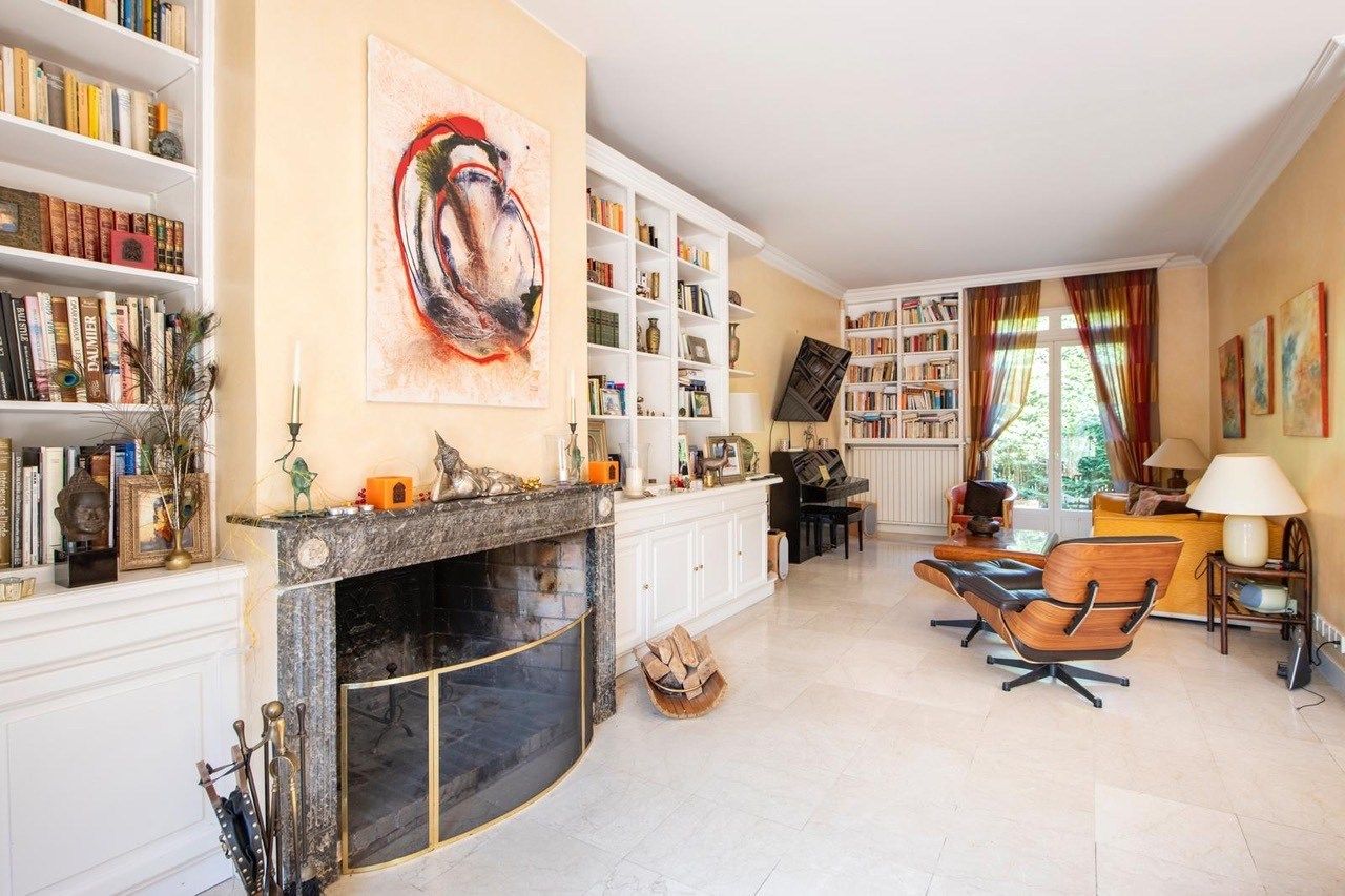 maison contemporaine 10 Pièces en vente sur ST CLOUD (92210)