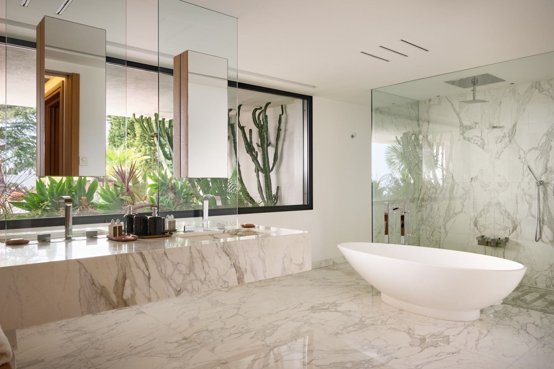 maison d'architecte 14 Pièces en vente sur CANNES (06400)