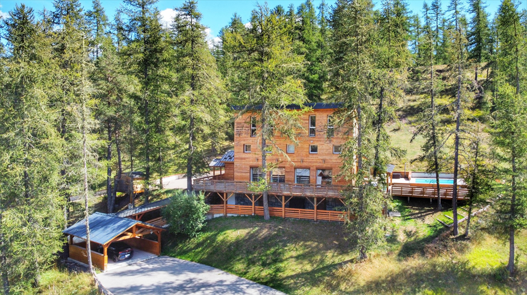 chalet de luxe 6 Pièces en vente sur VALBERG (06470)