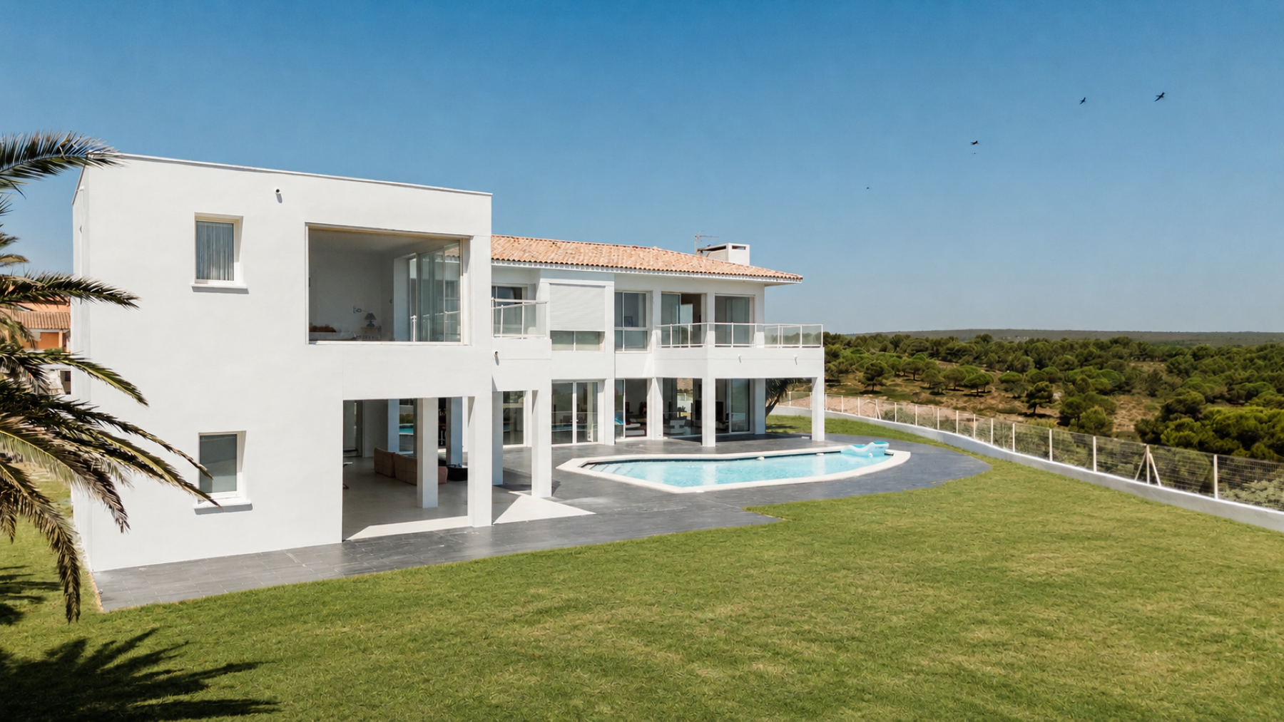 luxury house 6 Rooms for sale on ST PIERRE LA MER (11560)