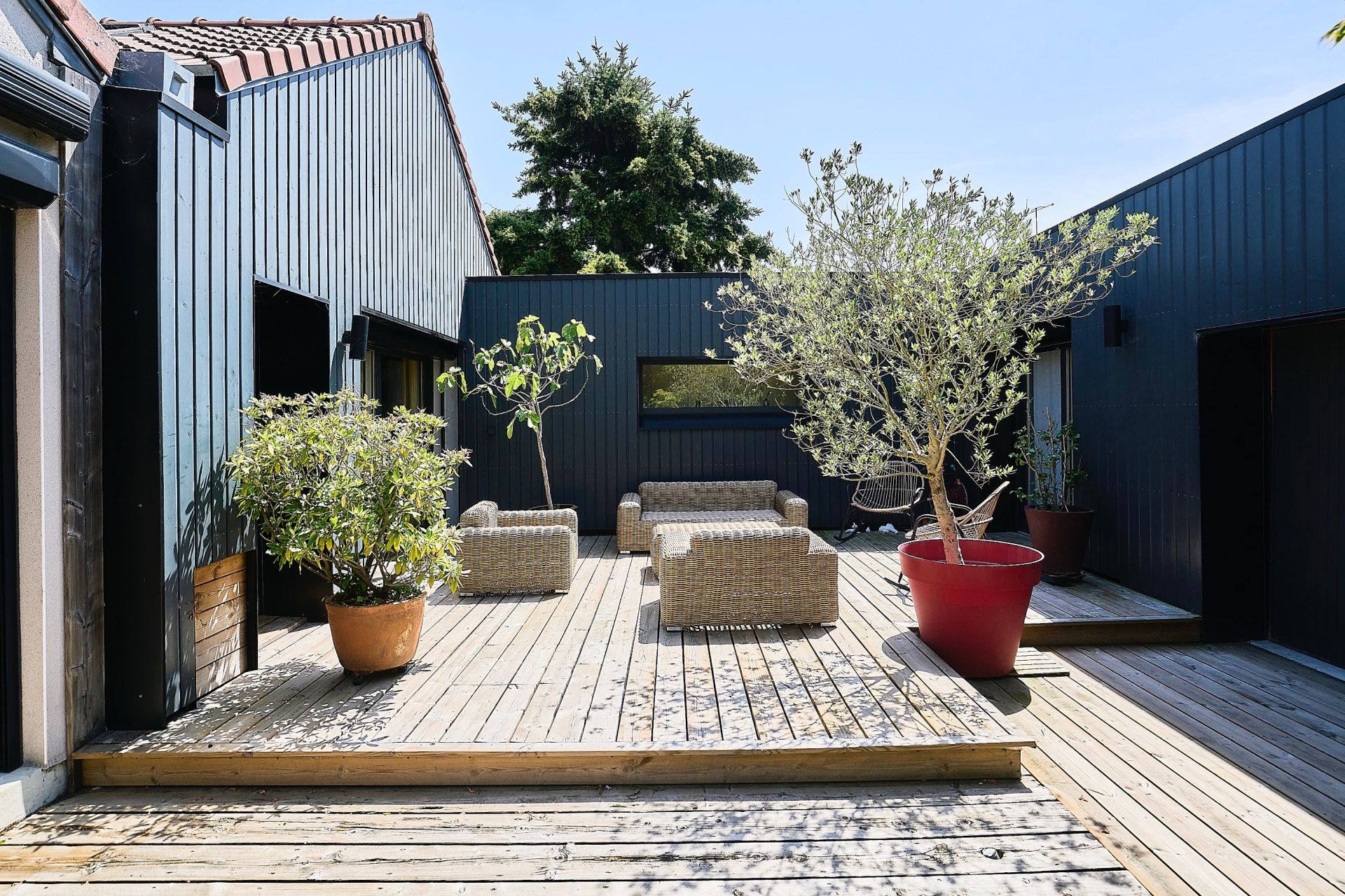 luxury house 7 Rooms for sale on ST ANDRE LEZ LILLE (59350)