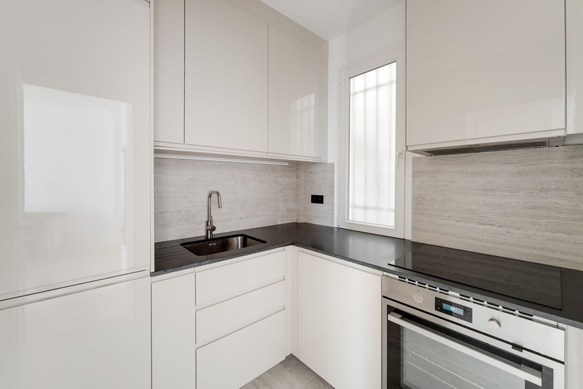 luxury apartment 3 Rooms for sale on PARIS (75018)