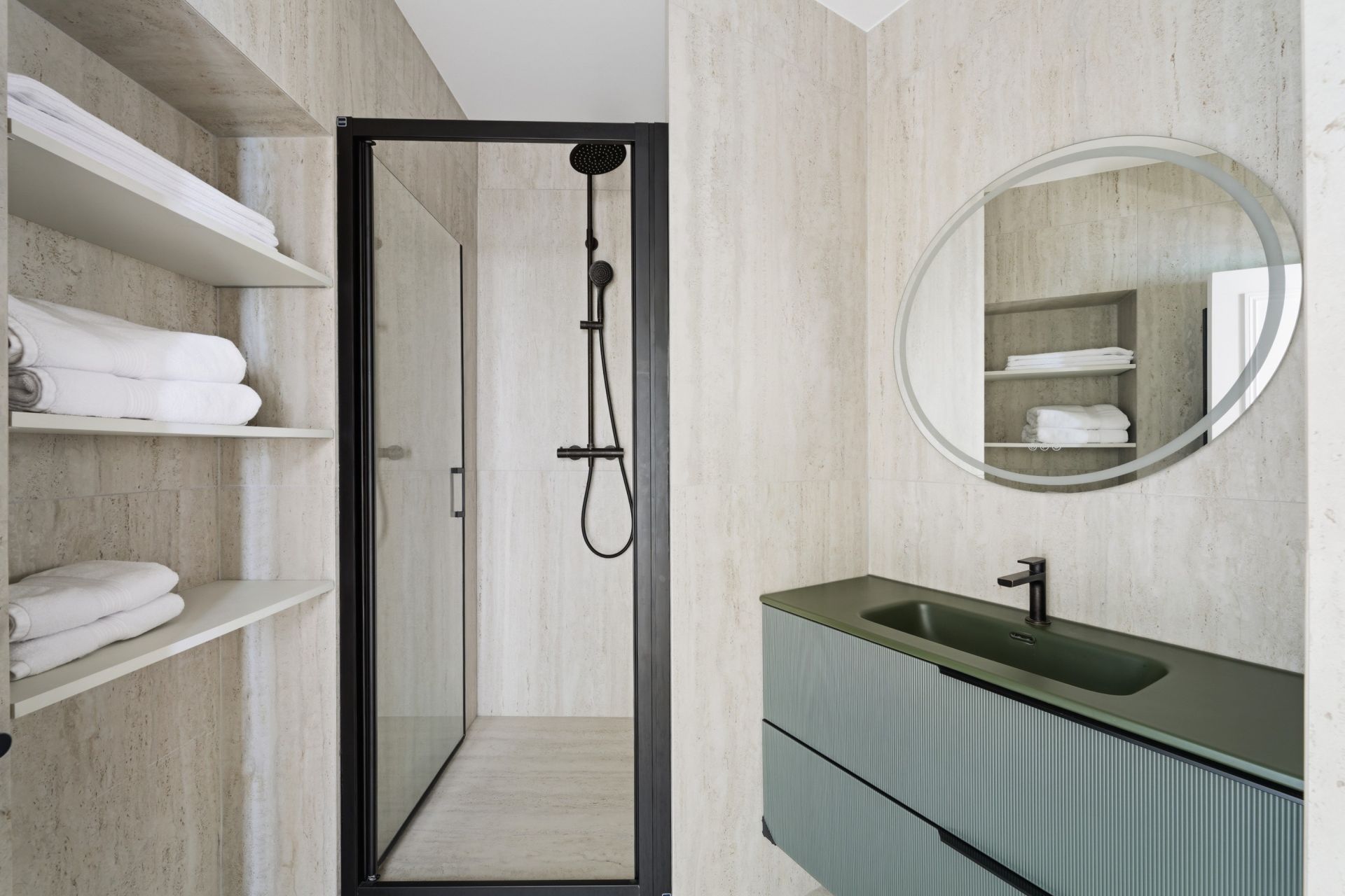 luxury apartment 3 Rooms for sale on PARIS (75018)