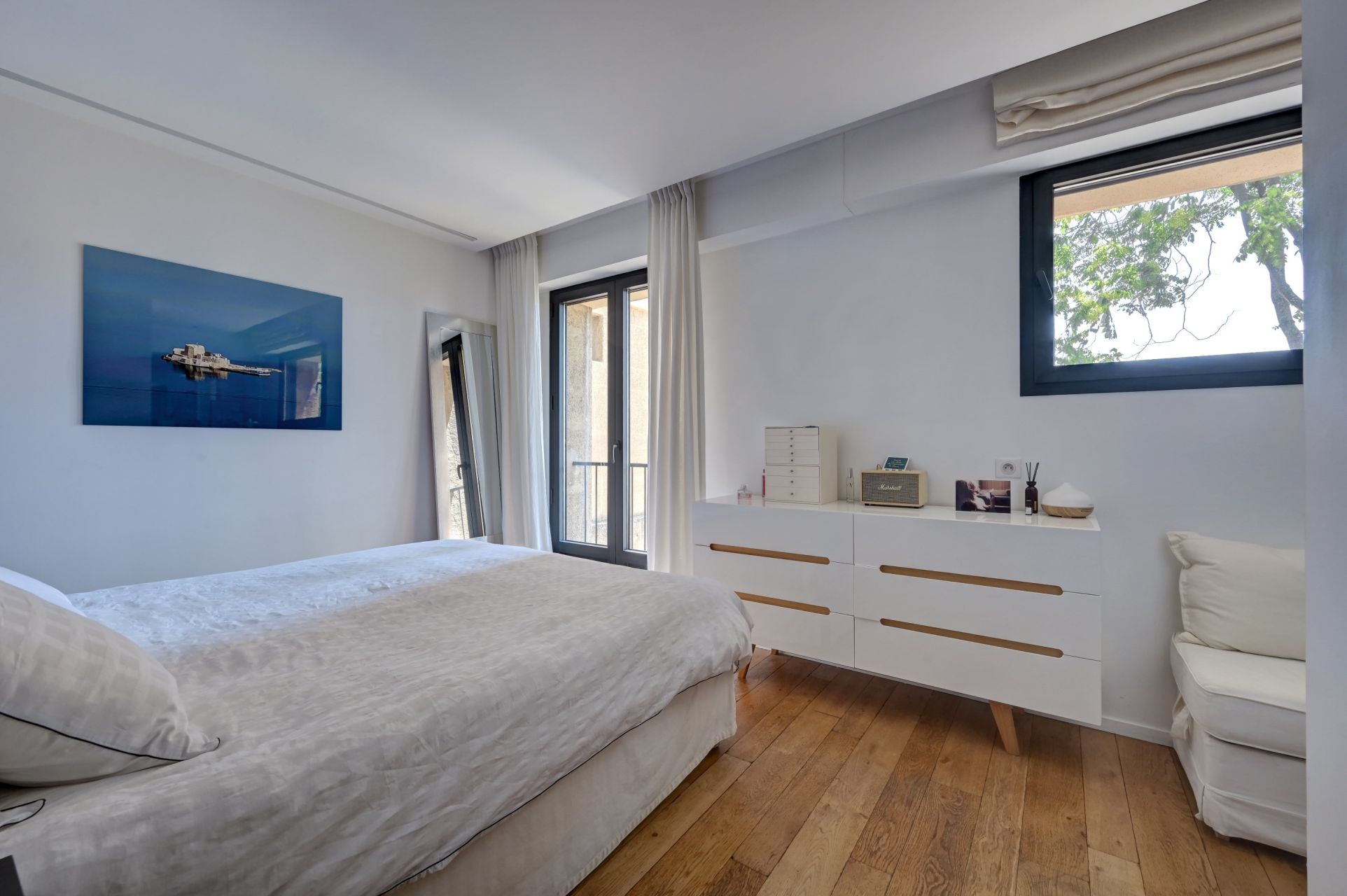 luxury house 6 Rooms for sale on AIX EN PROVENCE (13100)