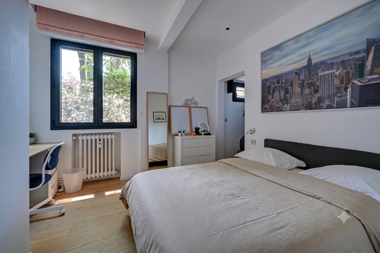 luxury house 6 Rooms for sale on AIX EN PROVENCE (13100)