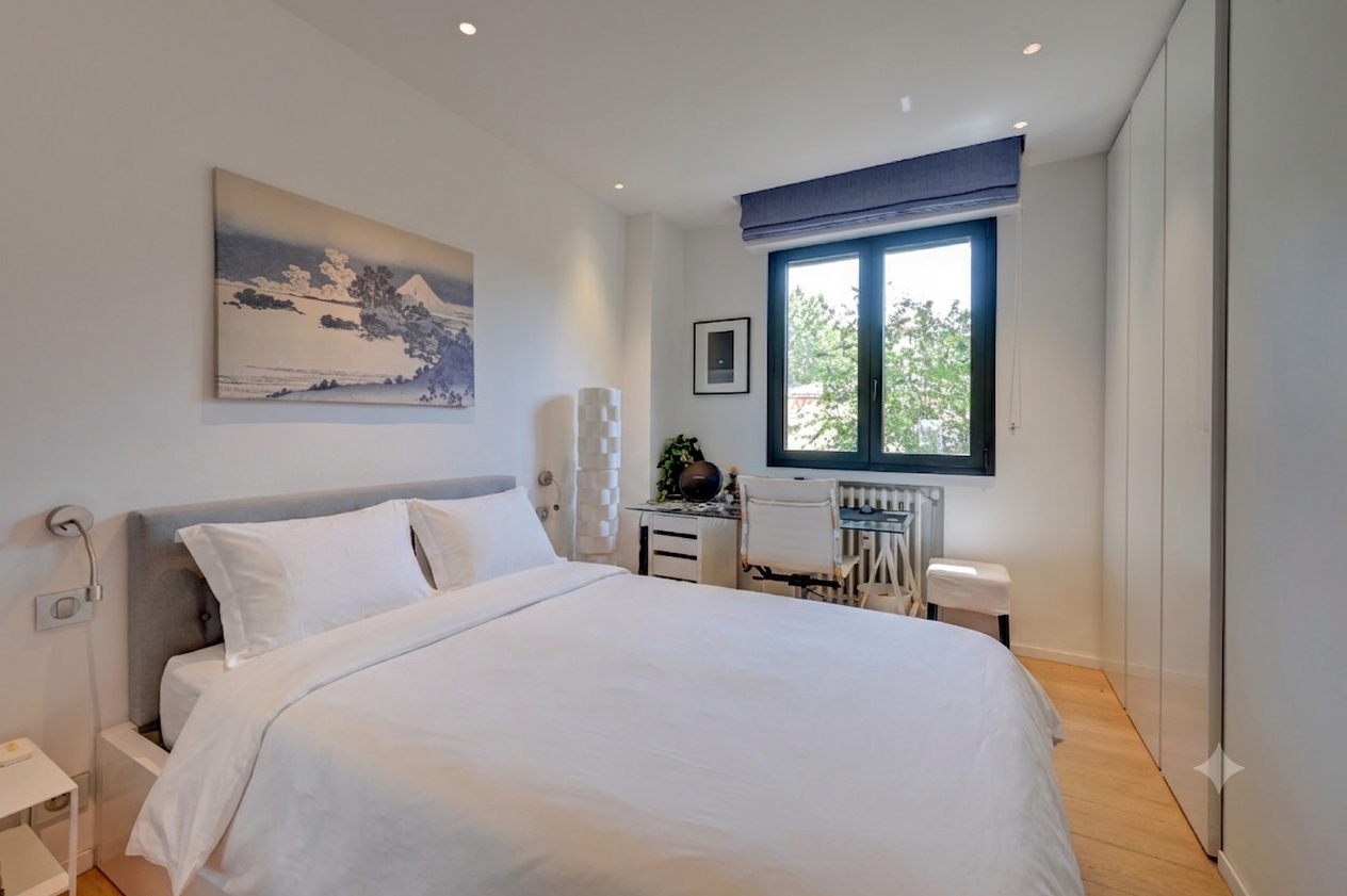 luxury house 6 Rooms for sale on AIX EN PROVENCE (13100)