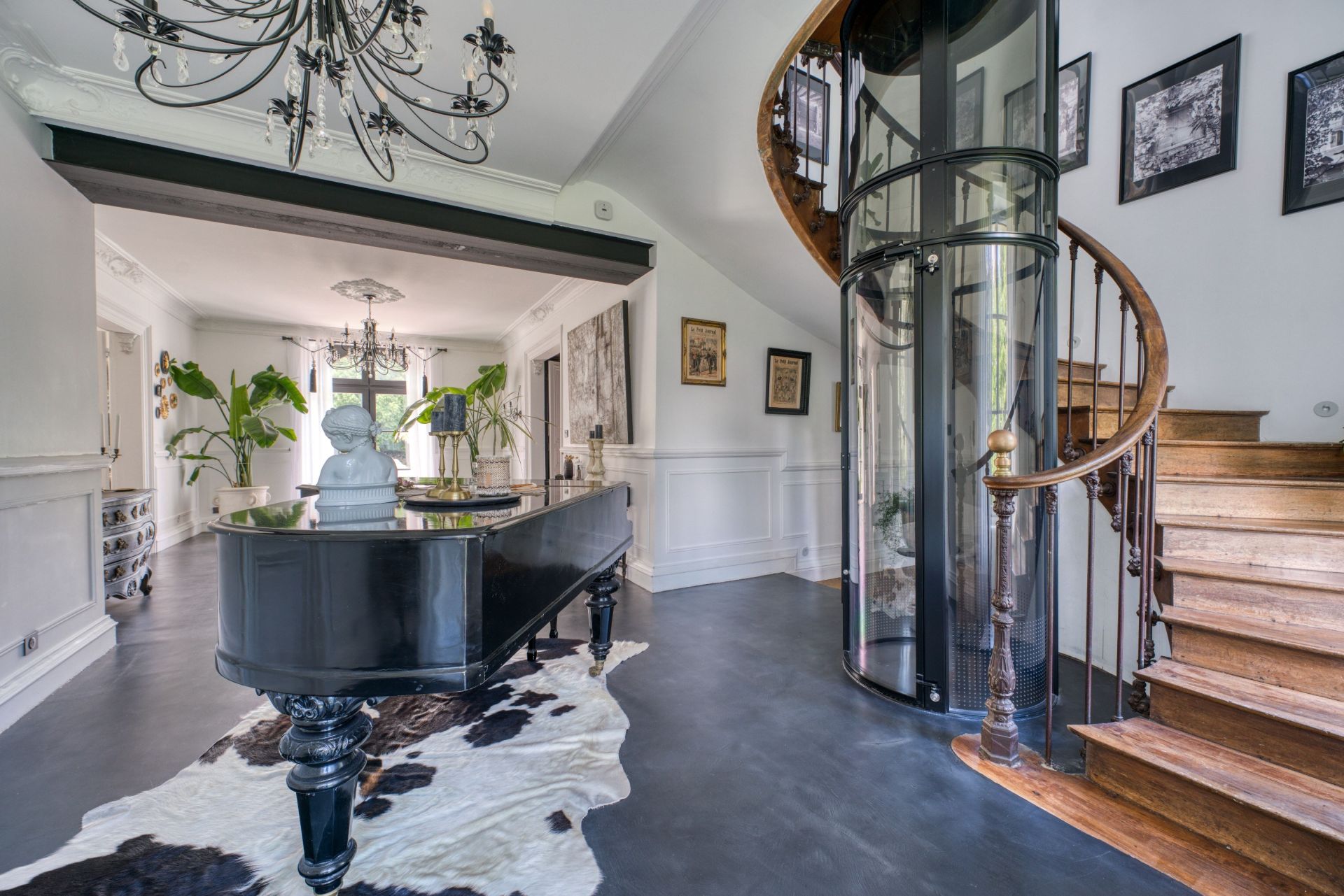 castle 23 Rooms for sale on ST JULIEN DE L ESCAP (17400)