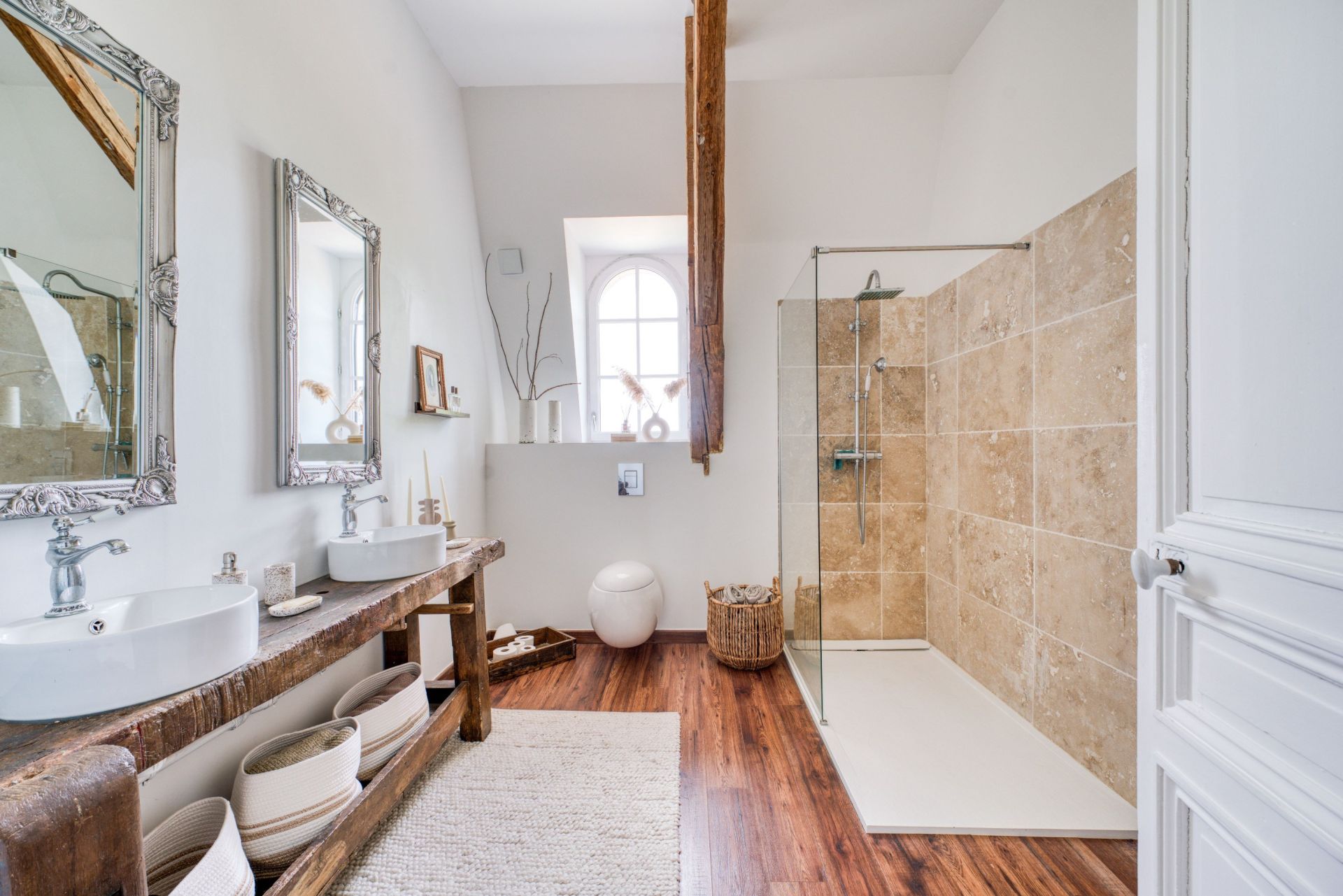 castle 23 Rooms for sale on ST JULIEN DE L ESCAP (17400)
