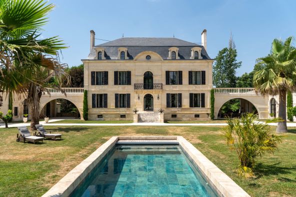 Sale Castle Saint-Julien-de-l'Escap 23&nbsp;Rooms 840&nbsp;m²