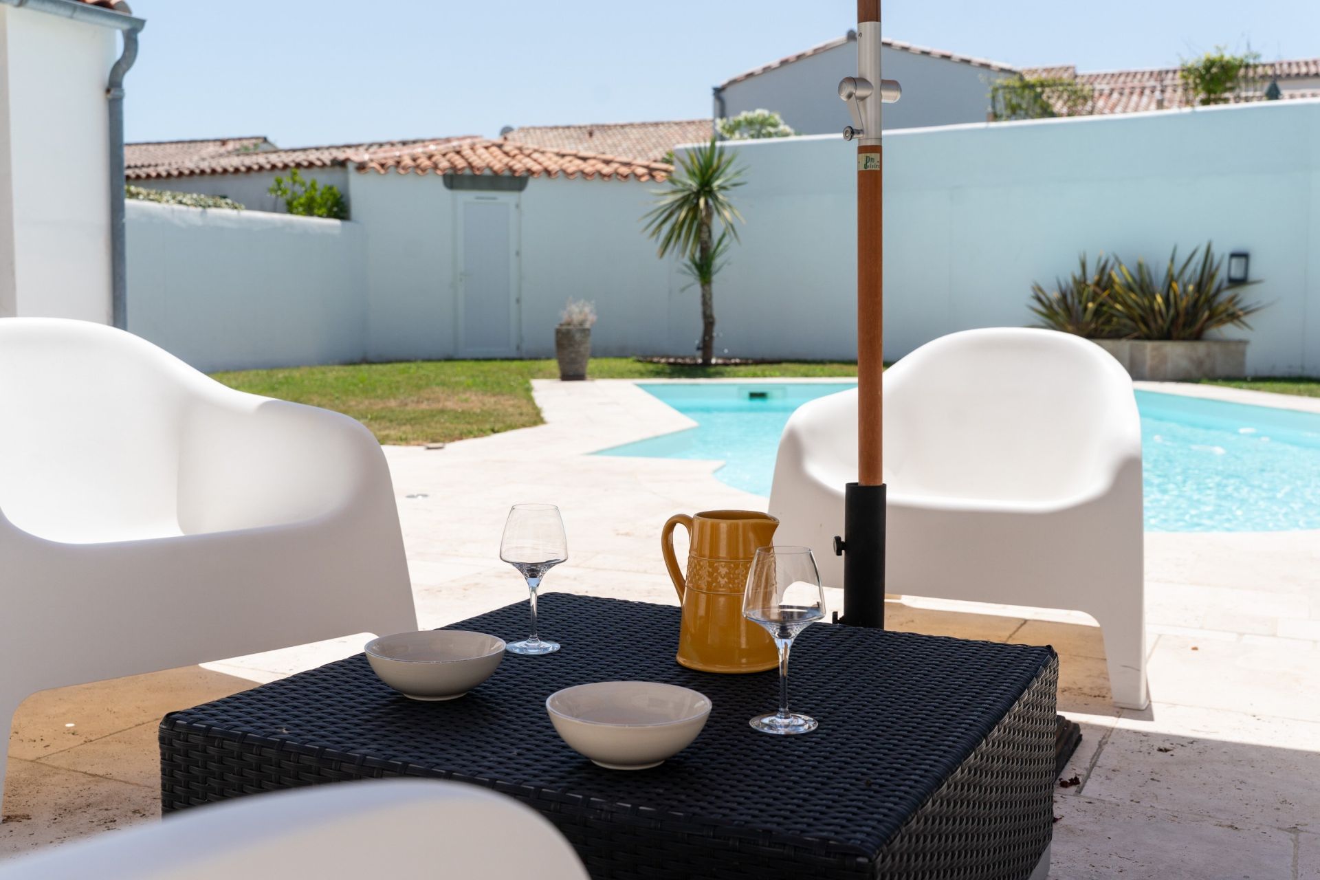 luxury house 5 Rooms for sale on LA FLOTTE (17630)
