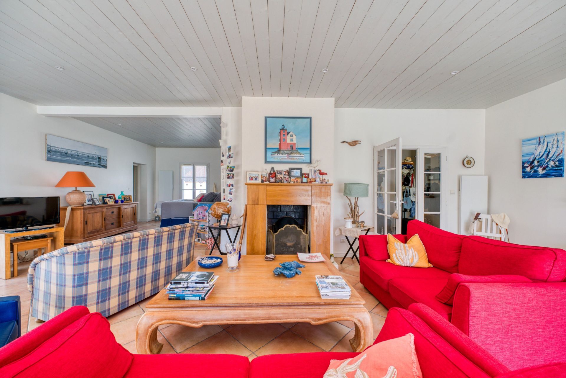 luxury house 5 Rooms for sale on LA FLOTTE (17630)