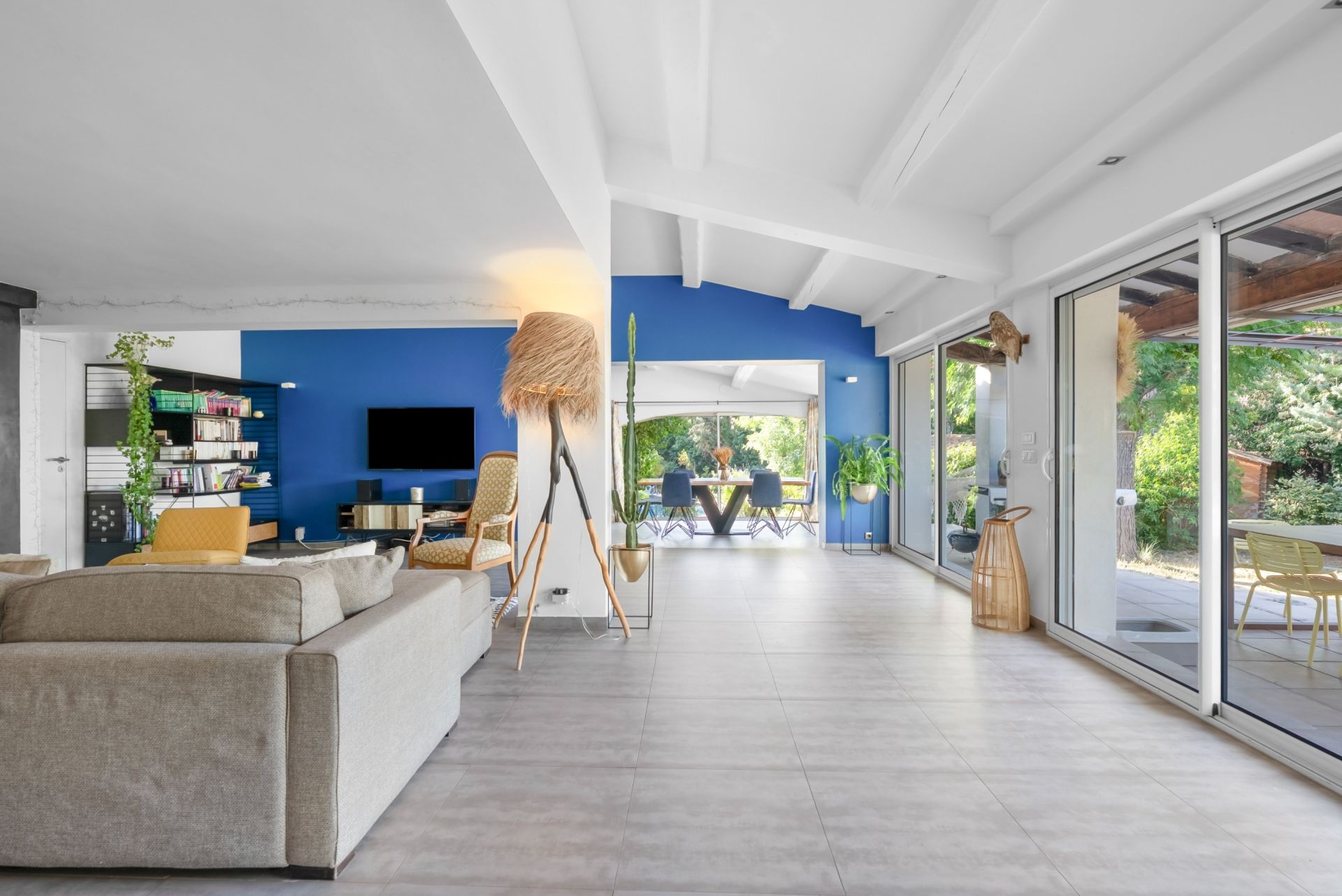 luxury house 5 Rooms for rent on AUBAGNE (13400)