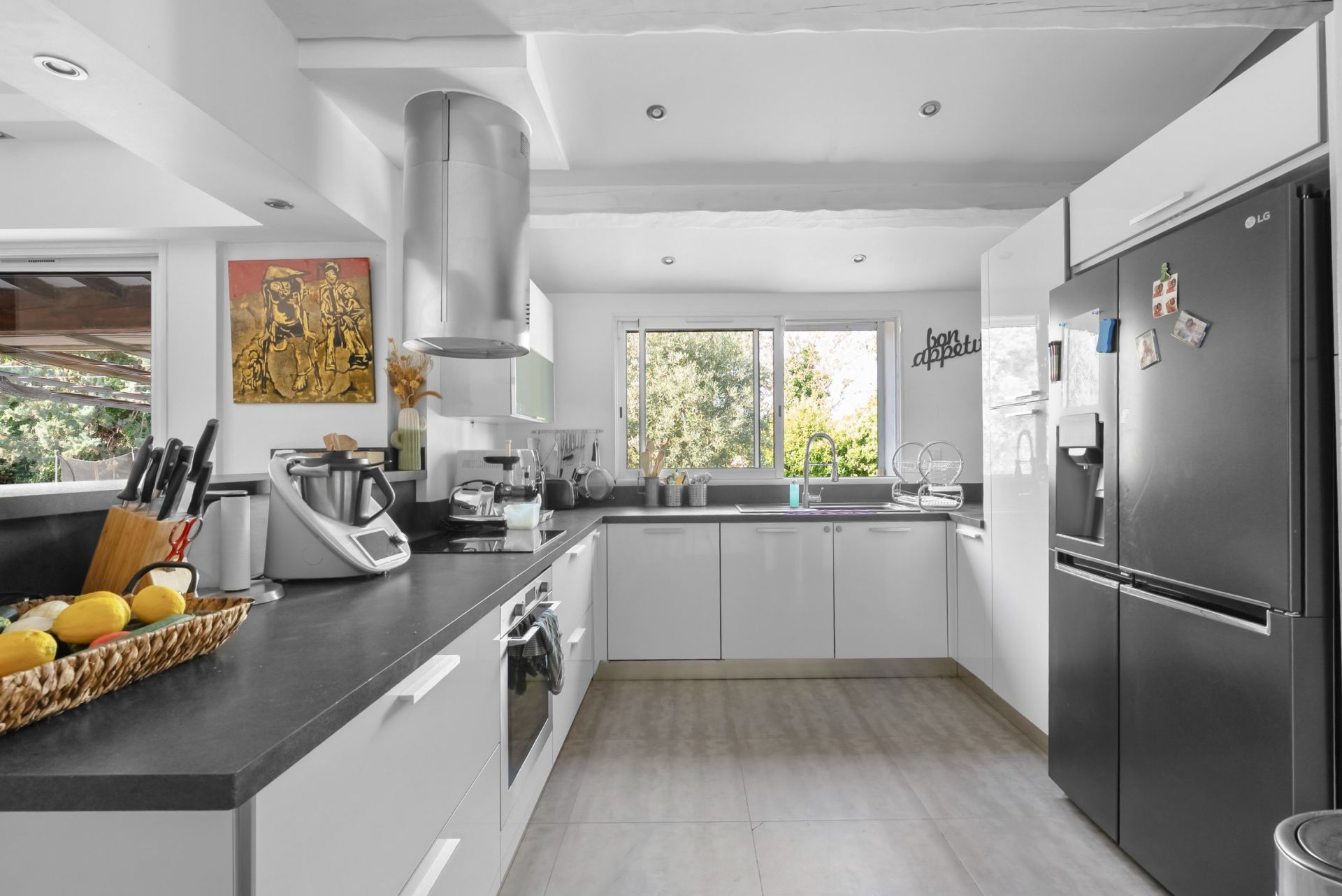 luxury house 5 Rooms for rent on AUBAGNE (13400)