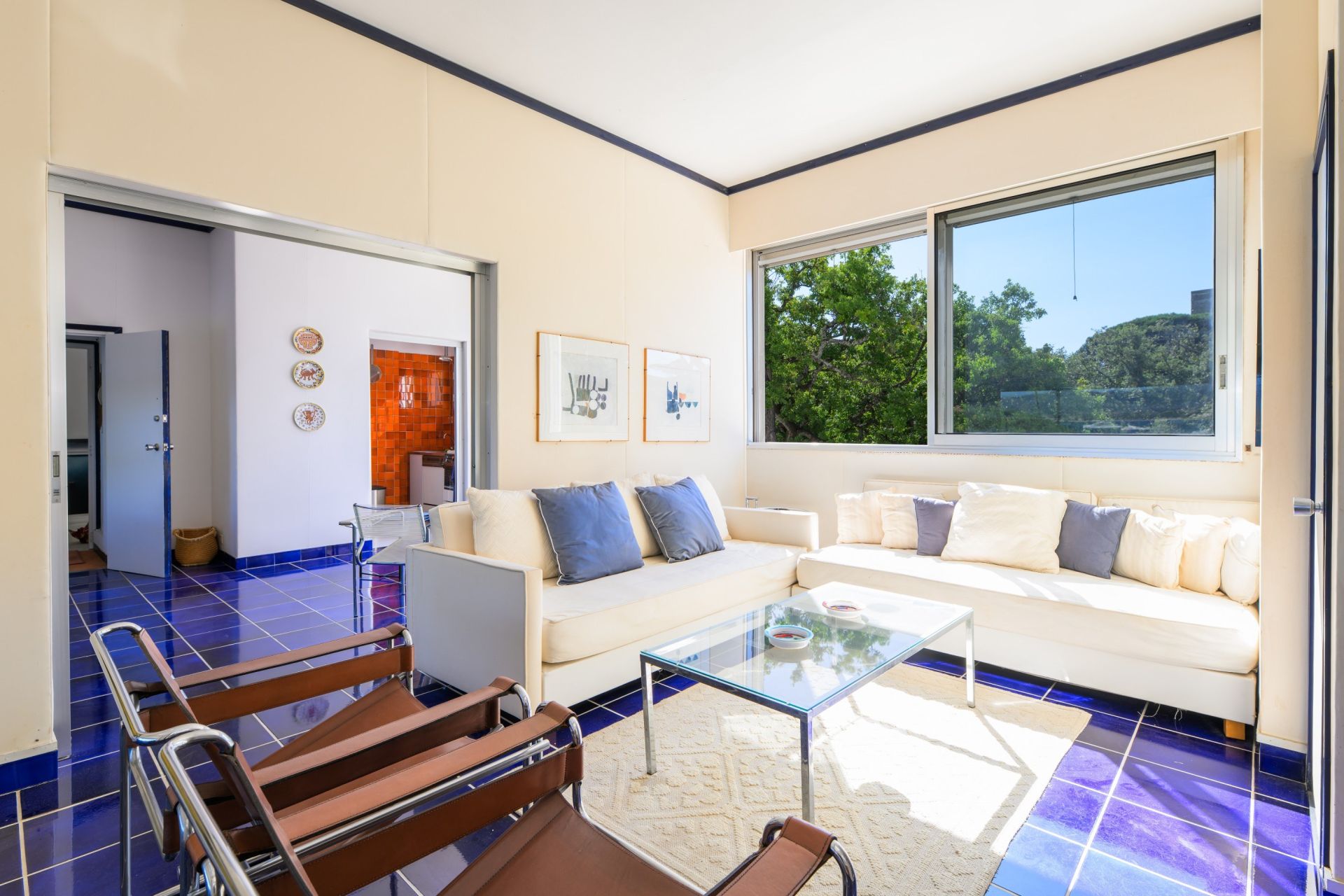 luxury apartment 3 Rooms for sale on ST TROPEZ (83990)