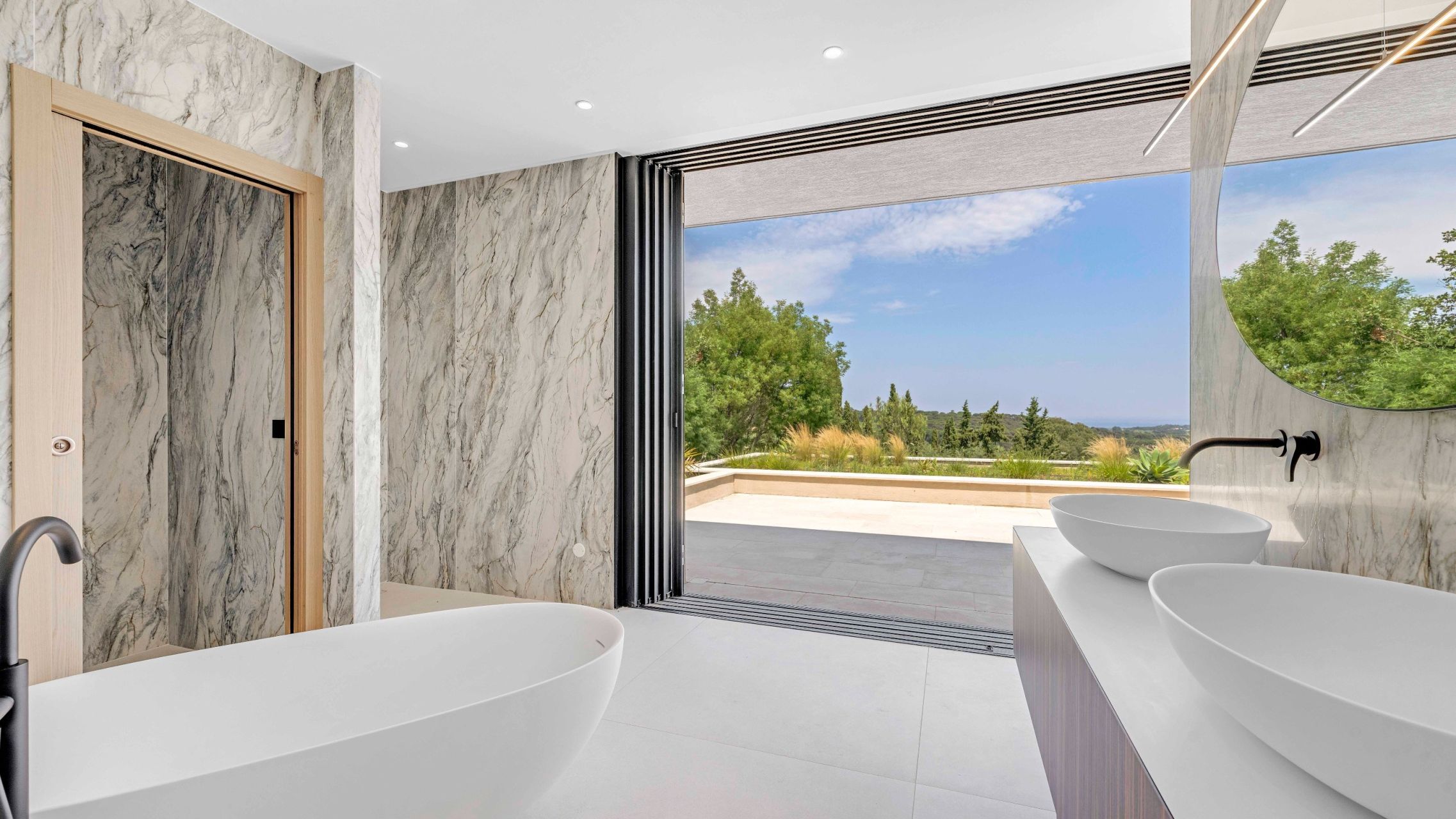 maison contemporaine 10 Pièces en vente sur RAMATUELLE (83350)