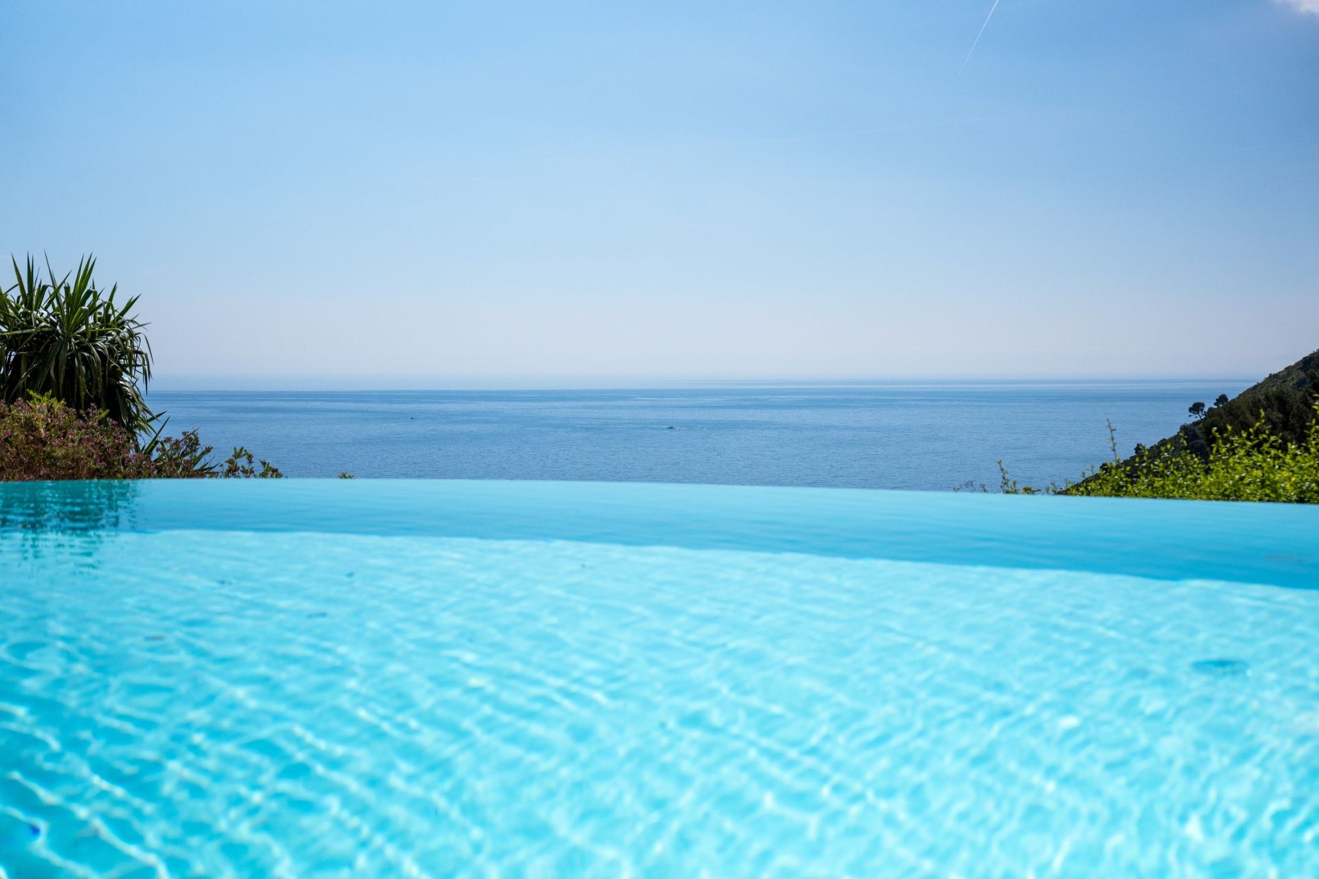 luxury villa 7 Rooms for sale on EZE (06360)