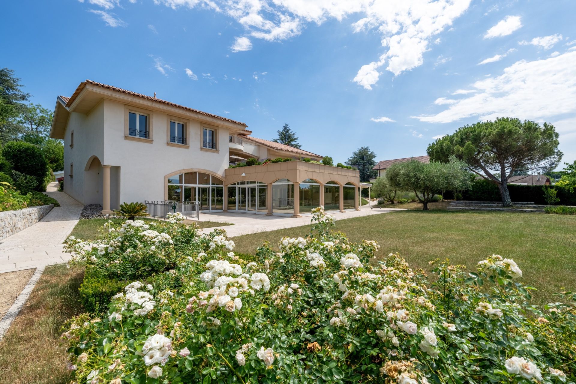 maison de luxe 15 Pièces en vente sur MESSERY (74140)