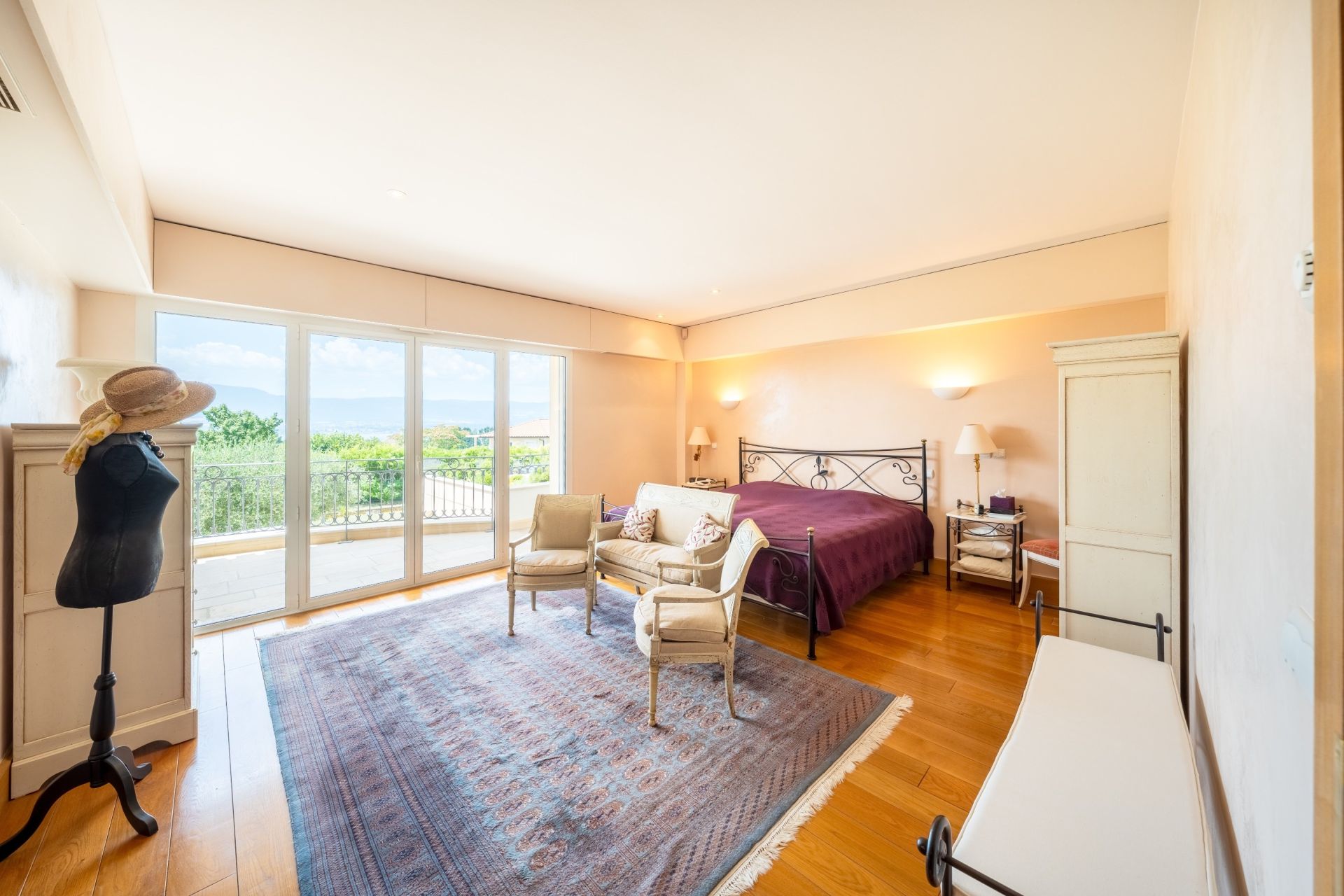 maison de luxe 15 Pièces en vente sur MESSERY (74140)