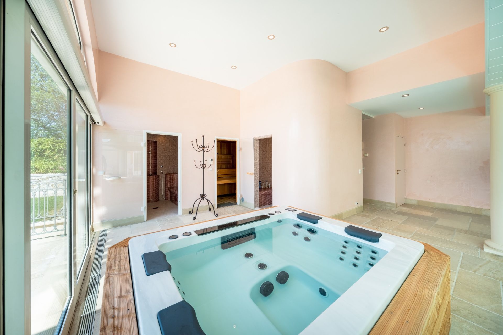 maison de luxe 15 Pièces en vente sur MESSERY (74140)