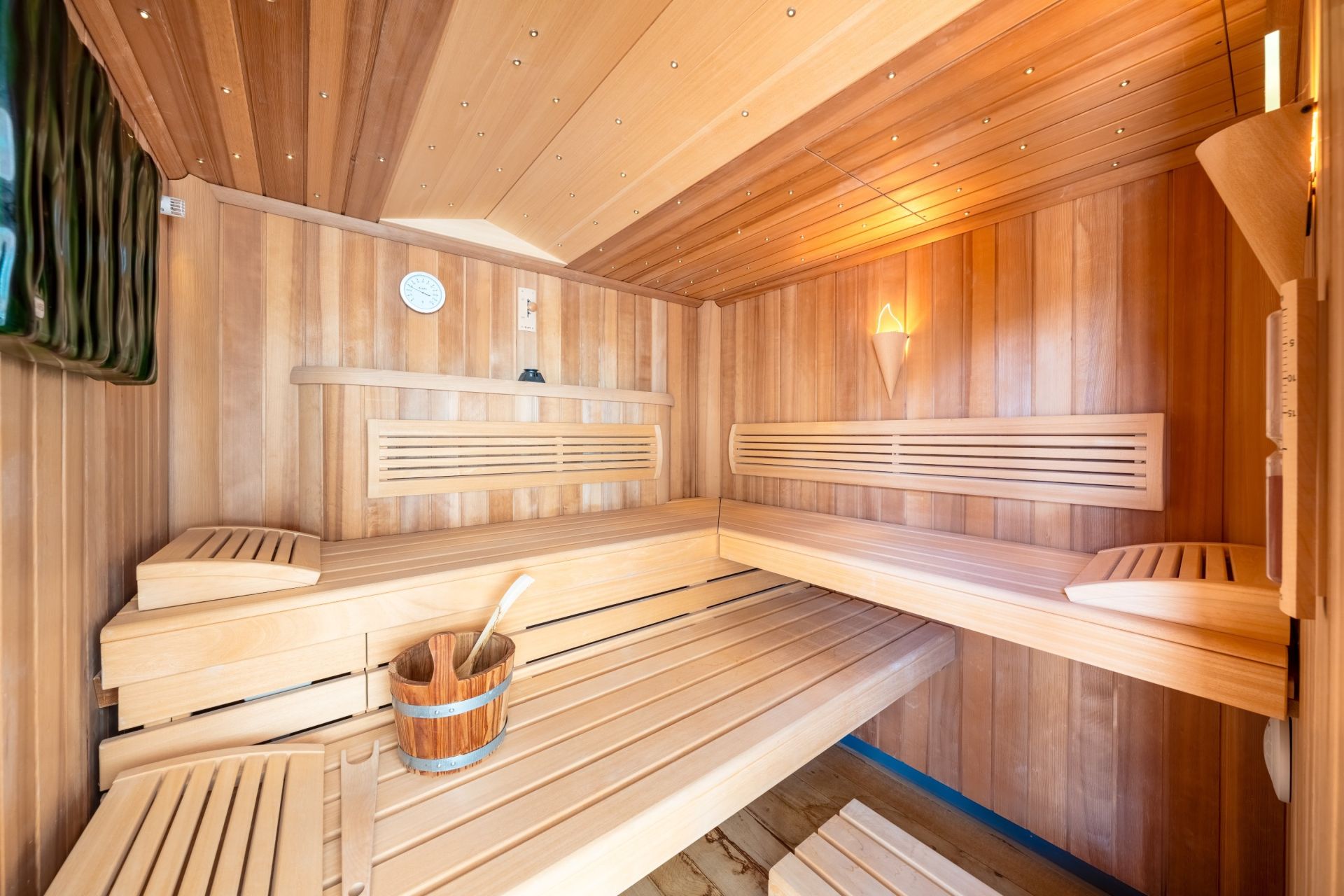 maison de luxe 15 Pièces en vente sur MESSERY (74140)