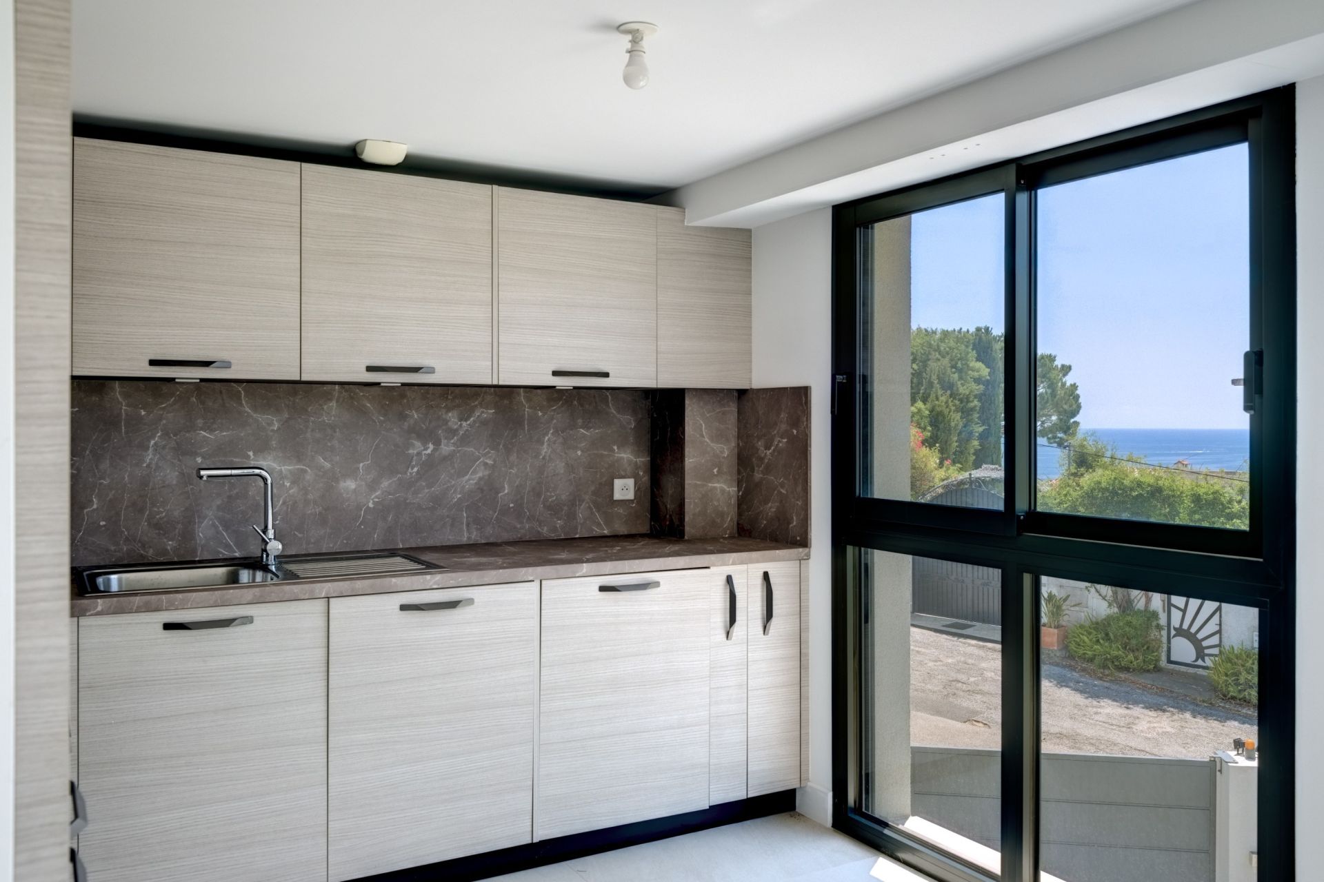 appartement de luxe 3 Pièces en vente sur VALLAURIS (06220)