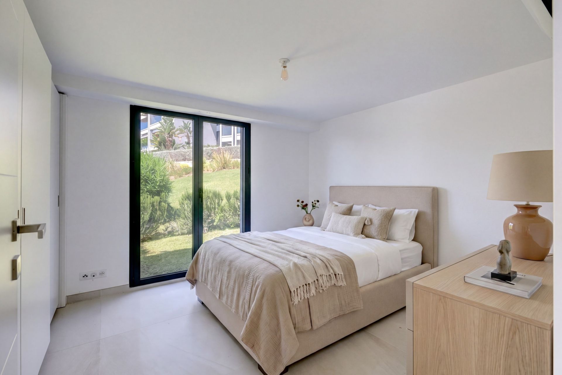 appartement de luxe 3 Pièces en vente sur VALLAURIS (06220)