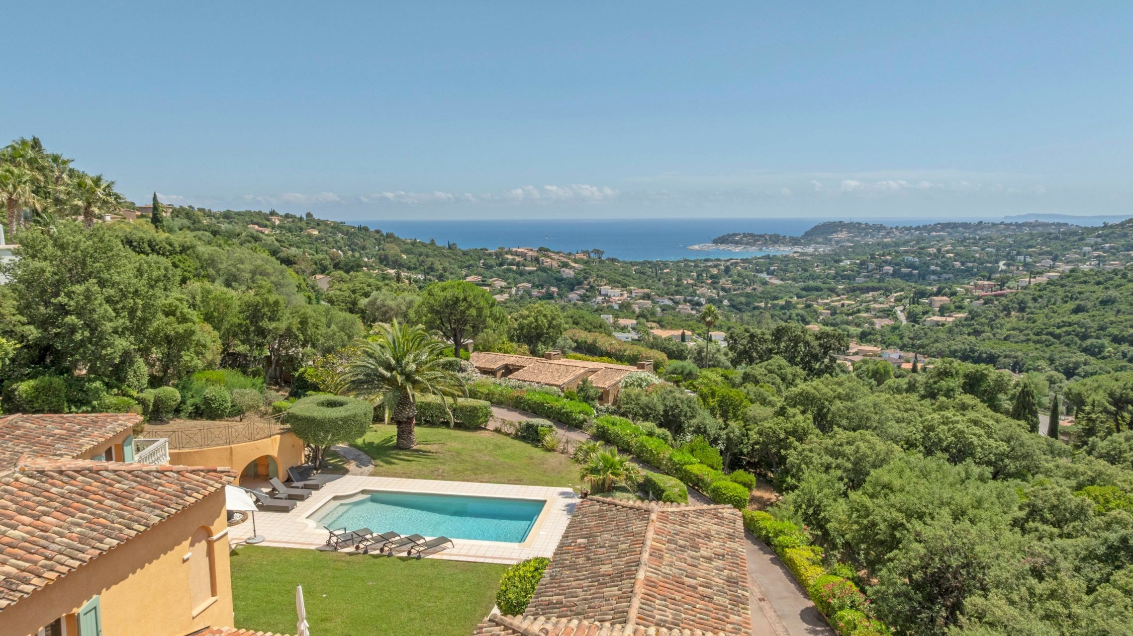 bastide 12 Pièces en vente sur CAVALAIRE SUR MER (83240)