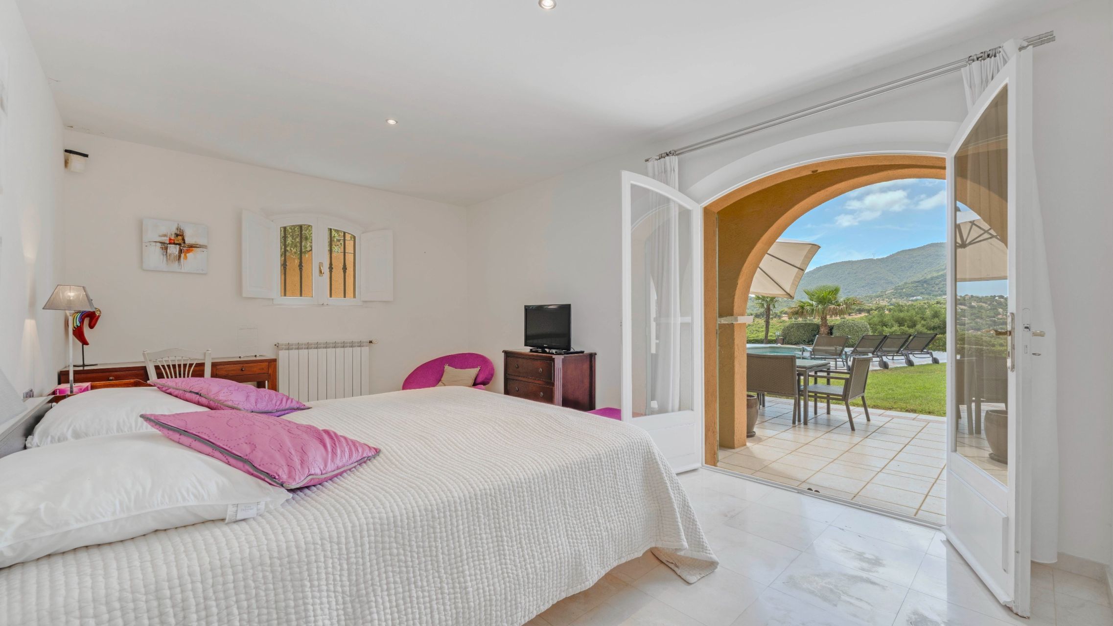 bastide 12 Pièces en vente sur CAVALAIRE SUR MER (83240)