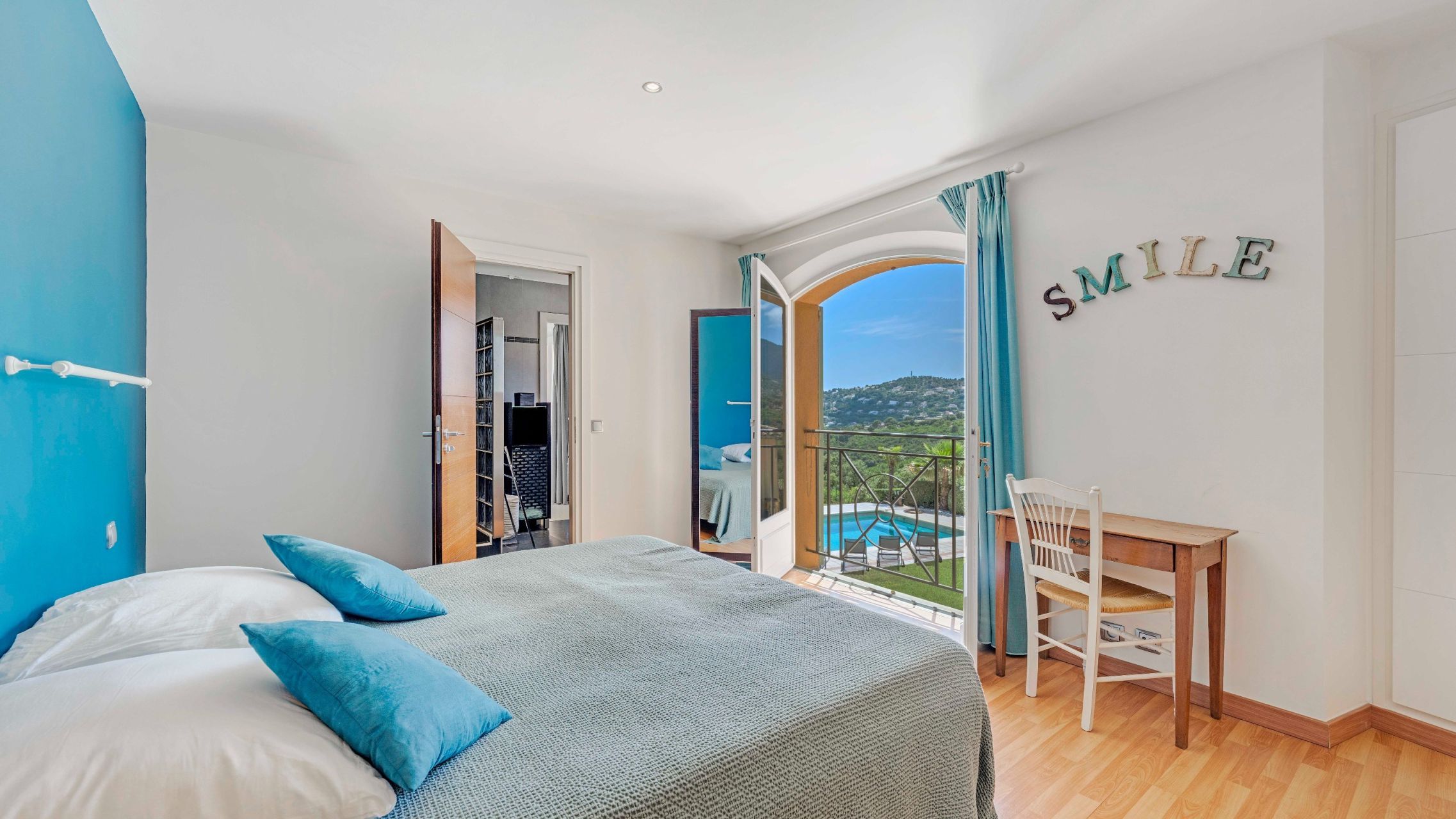 bastide 12 Pièces en vente sur CAVALAIRE SUR MER (83240)