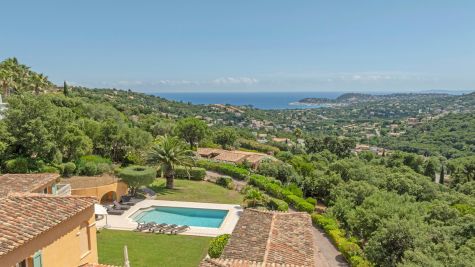 Vente Bastide Cavalaire-sur-Mer 12&nbsp;Pièces 495&nbsp;m²