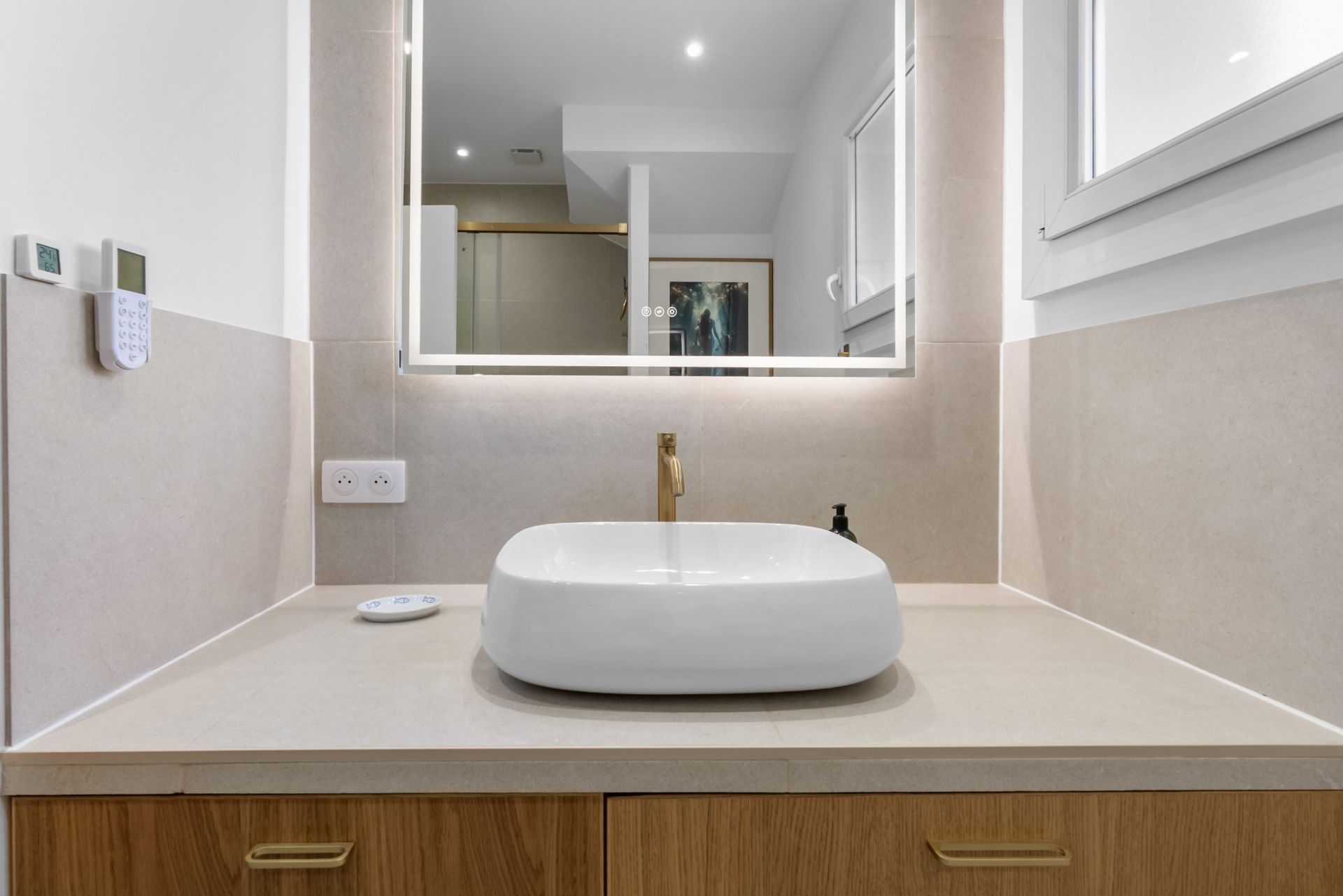 luxury apartment 2 Rooms for rent on CASSIS (13260)