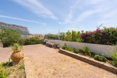 Rental Luxury apartment Cassis 2&nbsp;Rooms 45&nbsp;m²