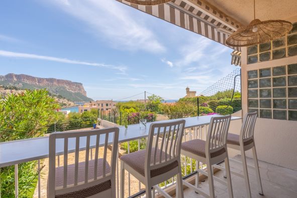 Rental Luxury apartment Cassis 2&nbsp;Rooms 45&nbsp;m²