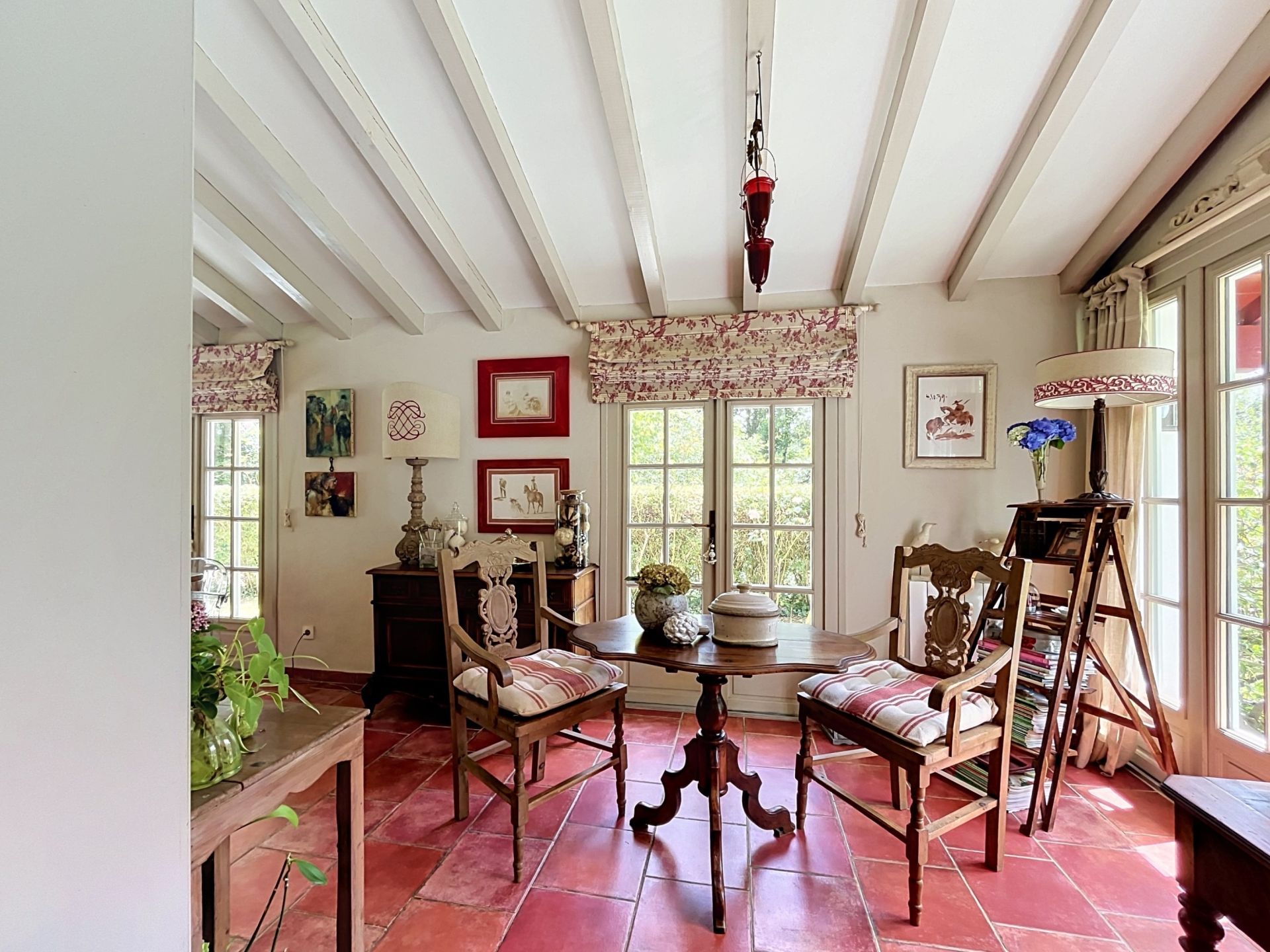 luxury house 7 Rooms for sale on ST PEE SUR NIVELLE (64310)